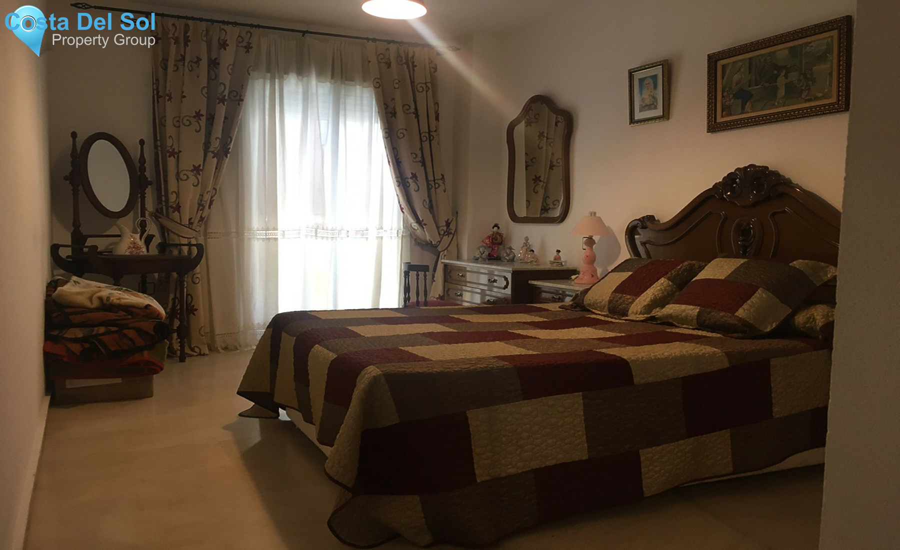 Middle Floor Apartment in Estepona-1350013