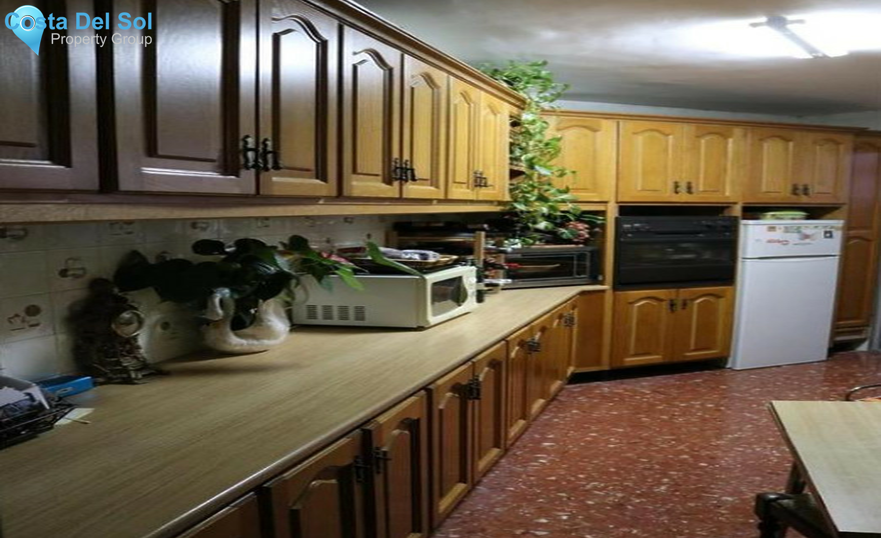 Middle Floor Apartment in Estepona-1360613