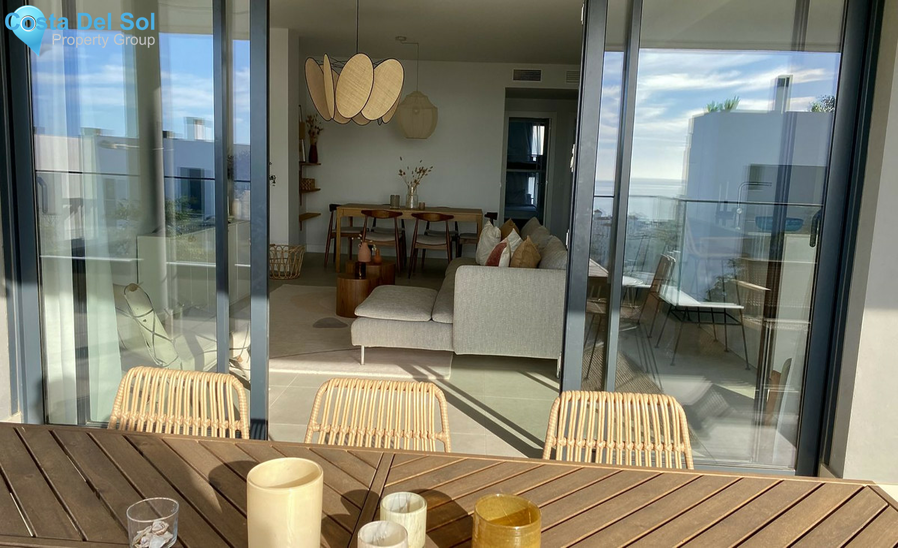 Middle Floor Apartment in Estepona-1560759
