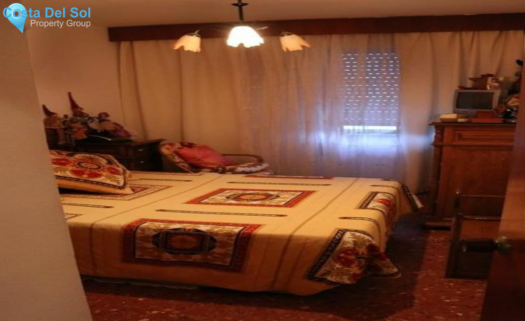 Middle Floor Apartment in Estepona-1204681