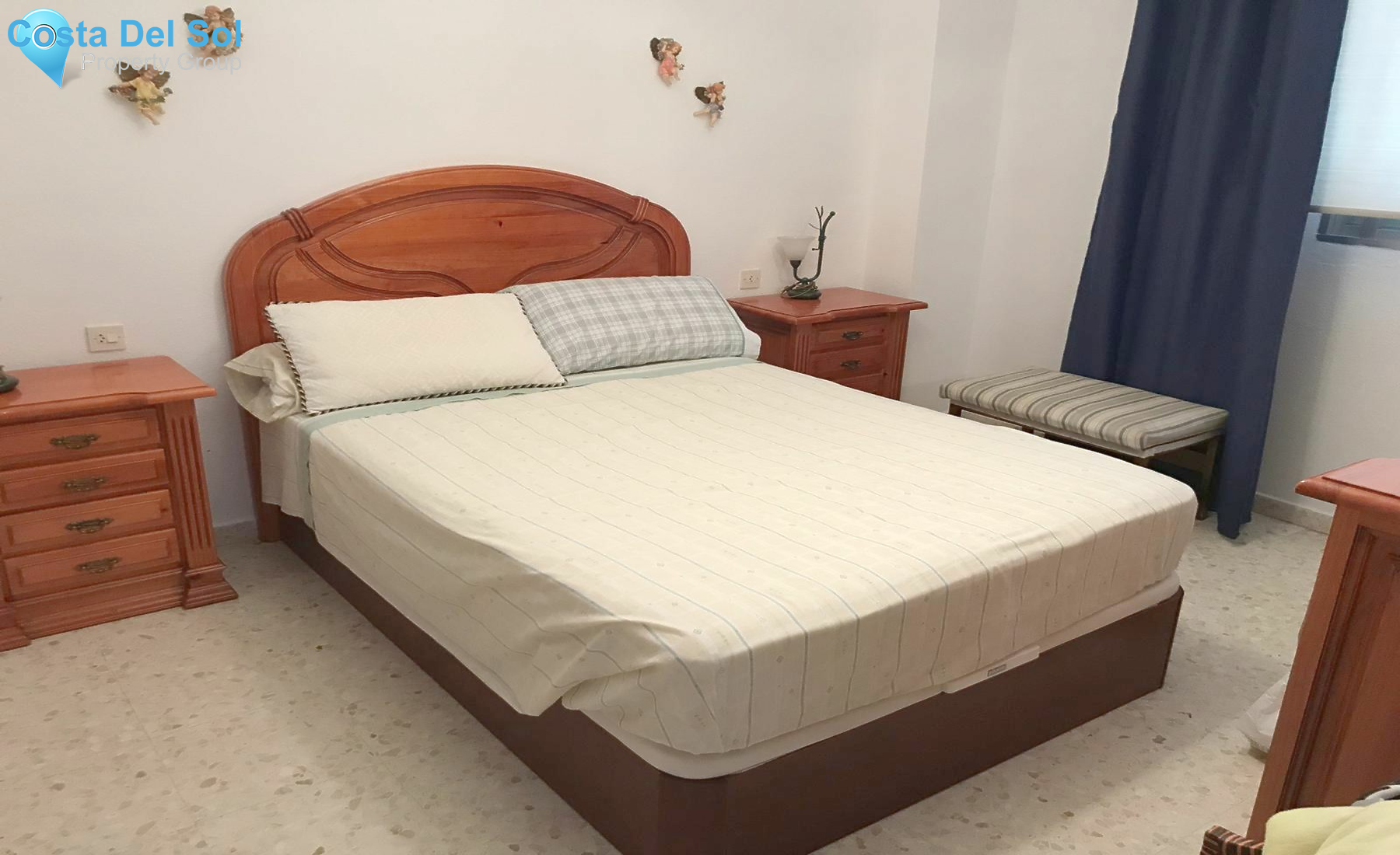 Middle Floor Apartment in Estepona-1210379