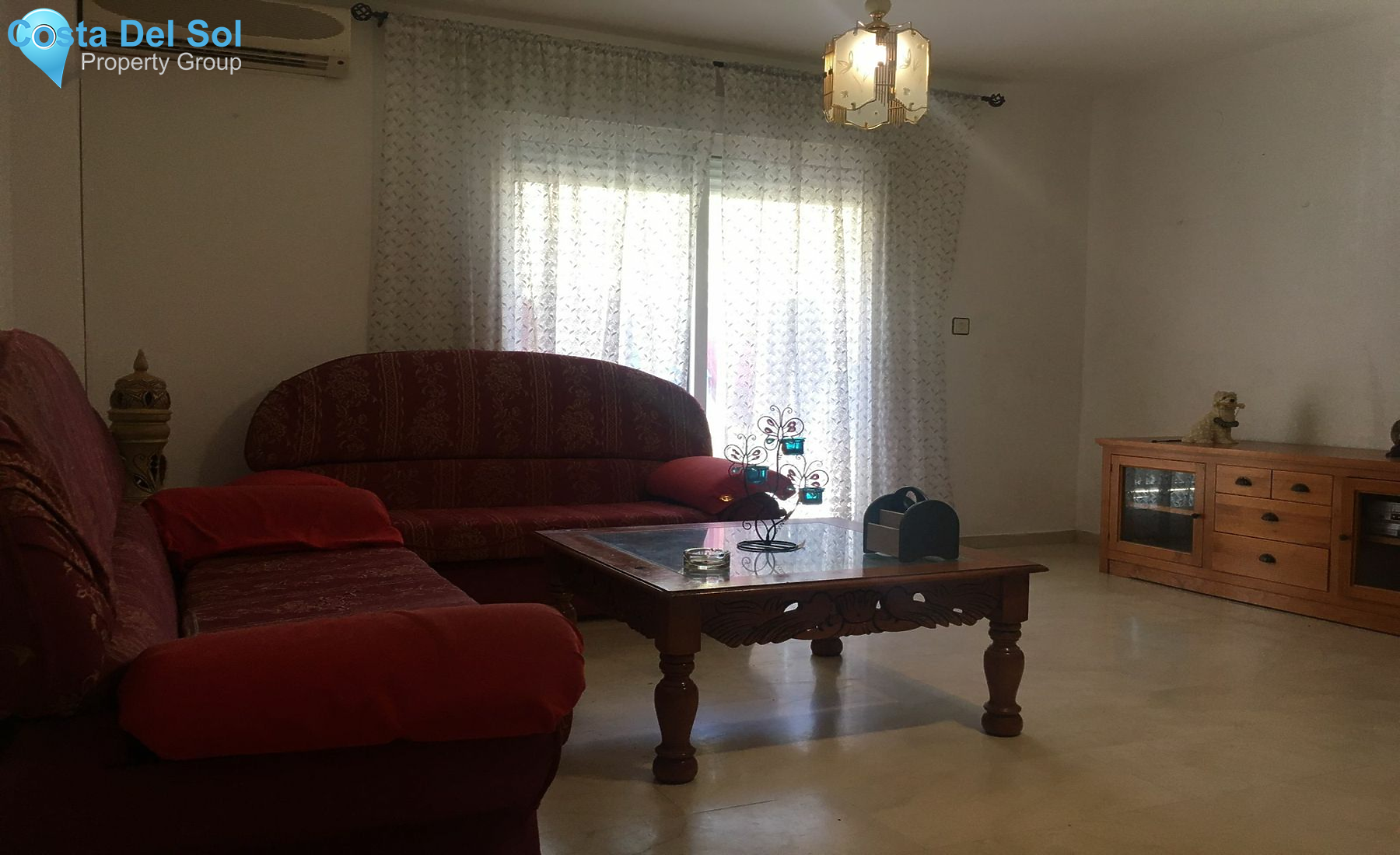 Middle Floor Apartment in Estepona