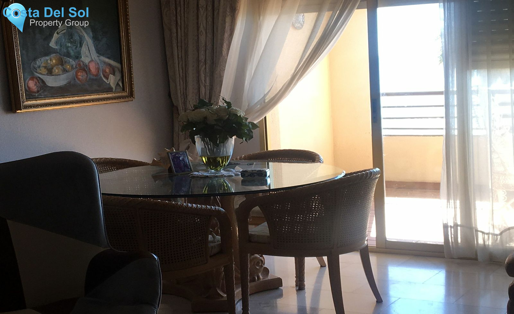 Middle Floor Apartment in Estepona-1387301