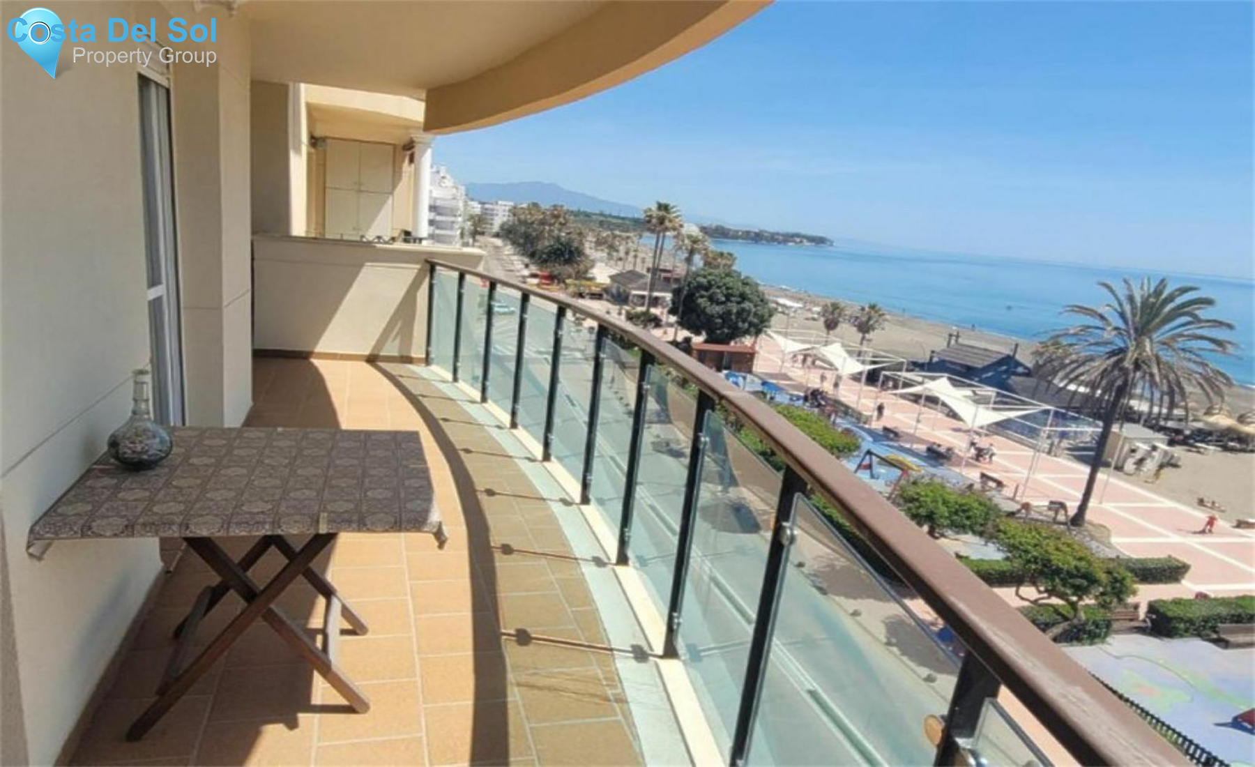 Middle Floor Apartment in Estepona