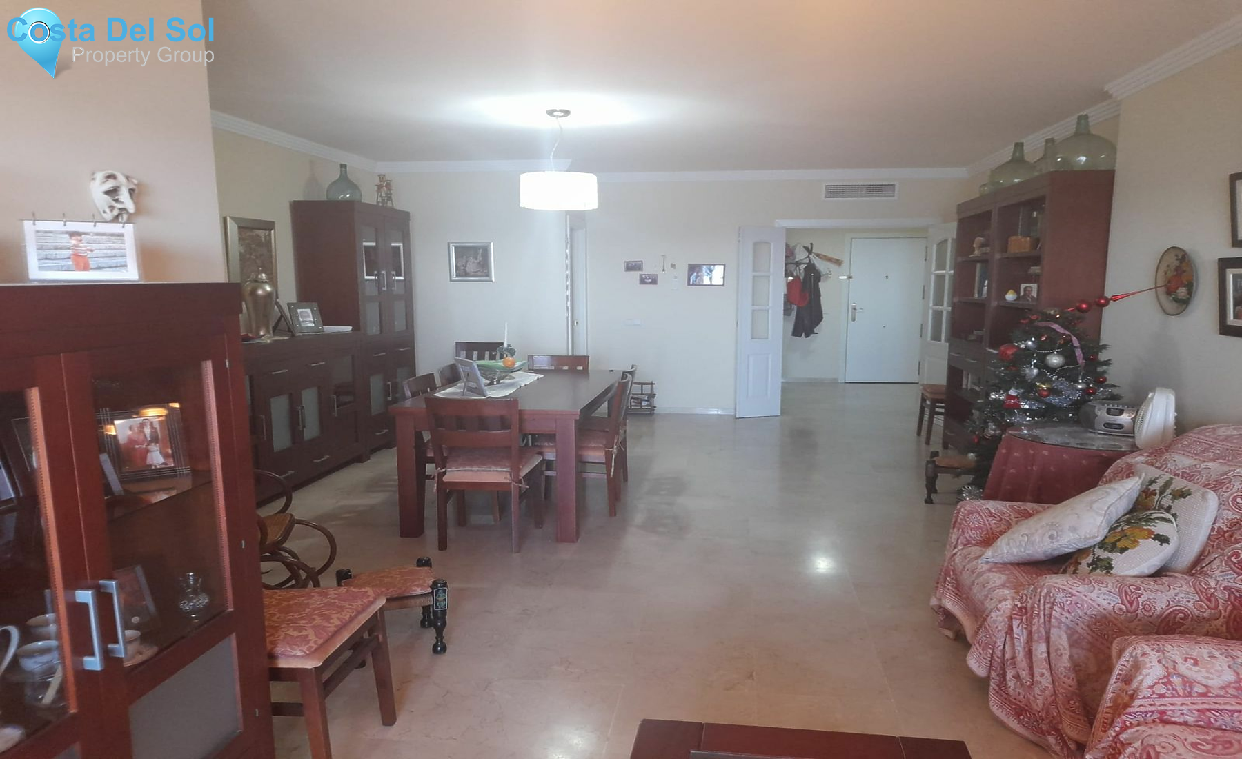 Middle Floor Apartment in Estepona-1396004