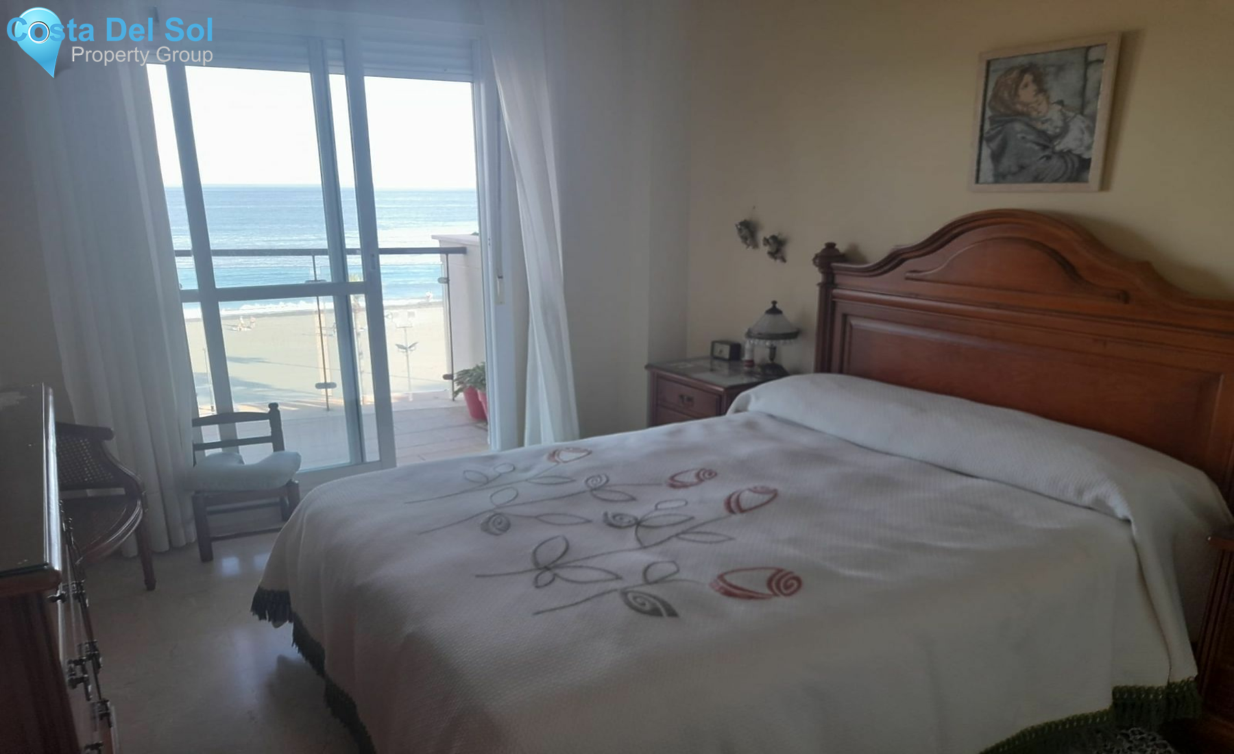 Middle Floor Apartment in Estepona-1396005