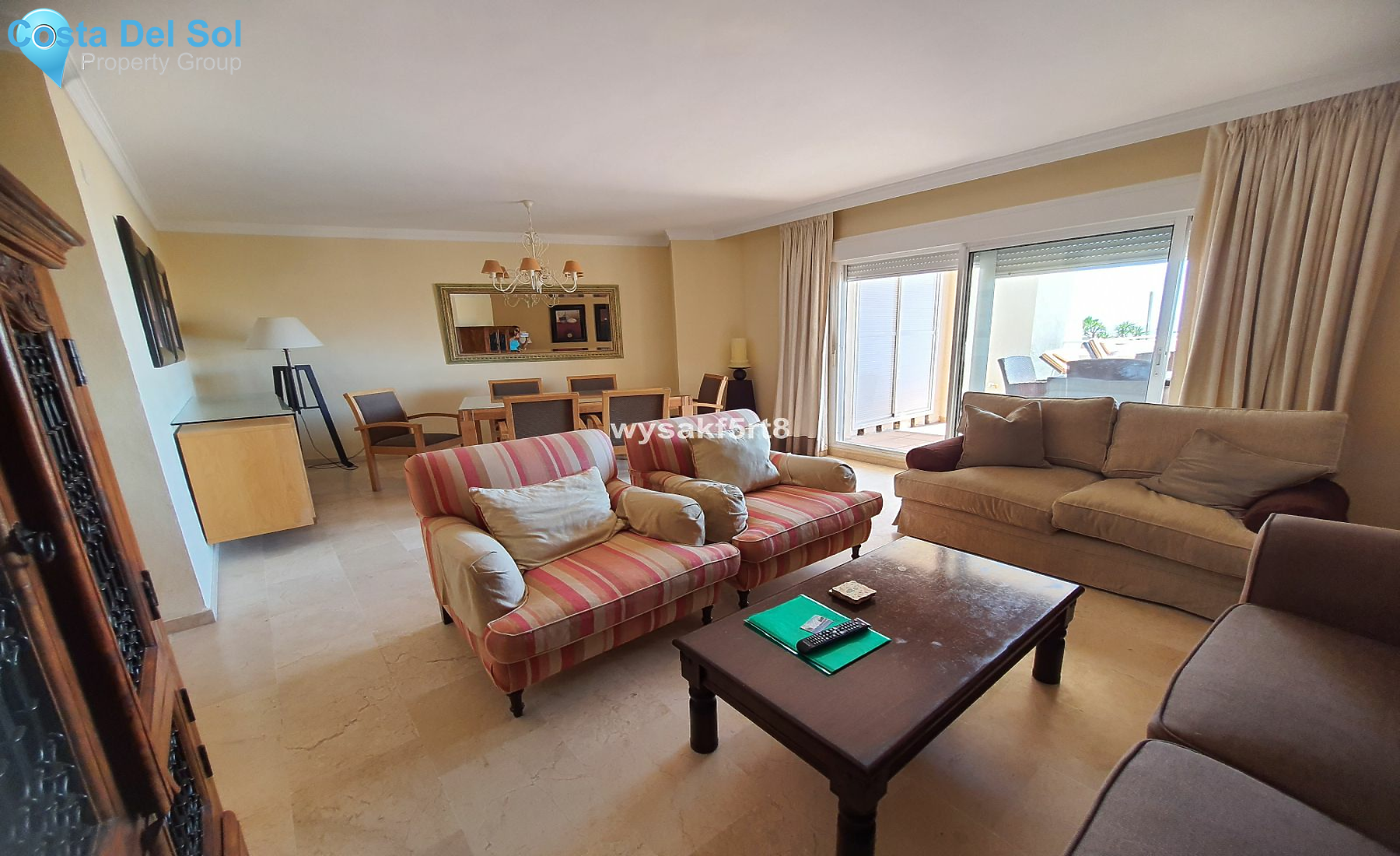 Middle Floor Apartment in Estepona-1396438