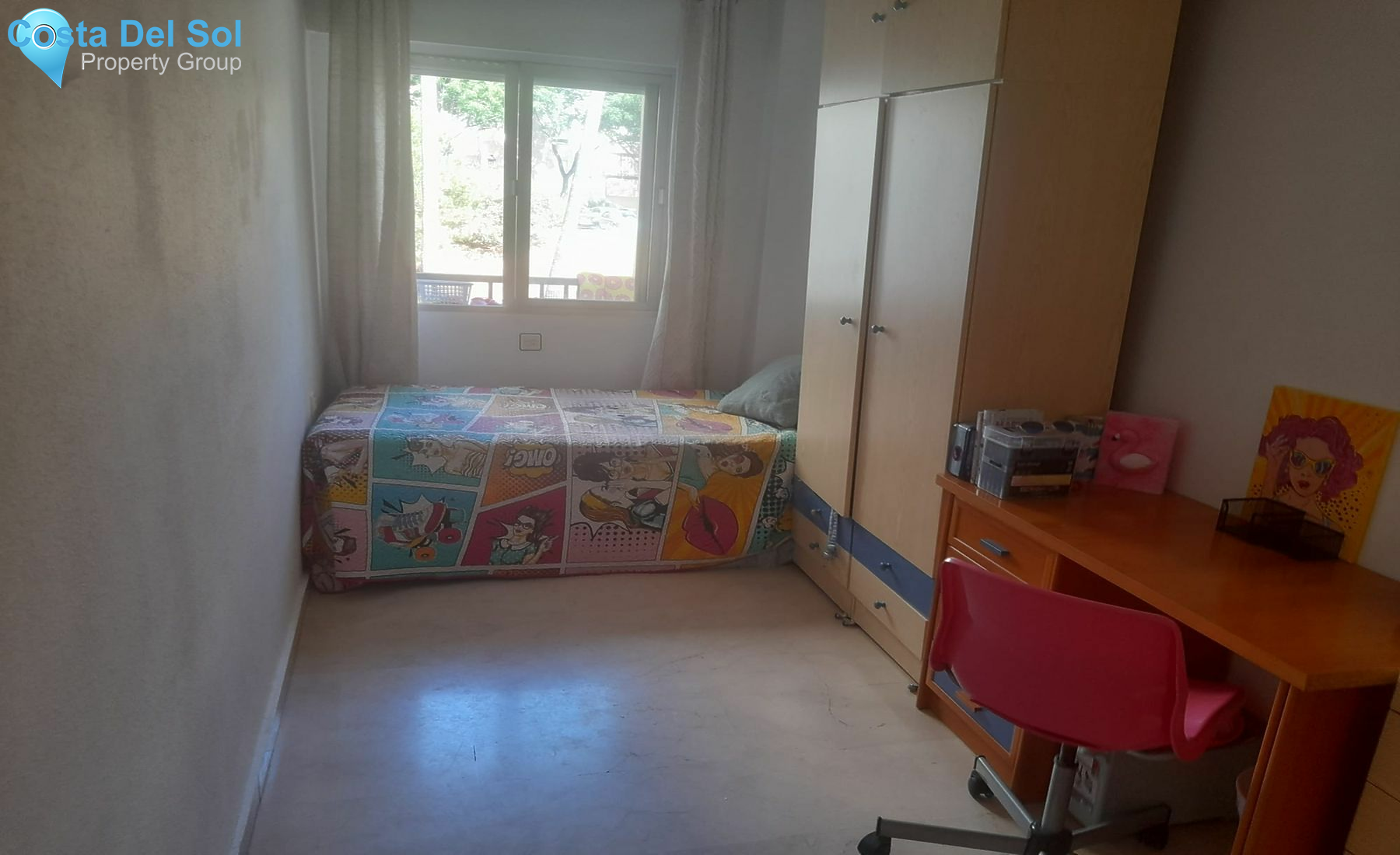 Middle Floor Apartment in Estepona-1428849