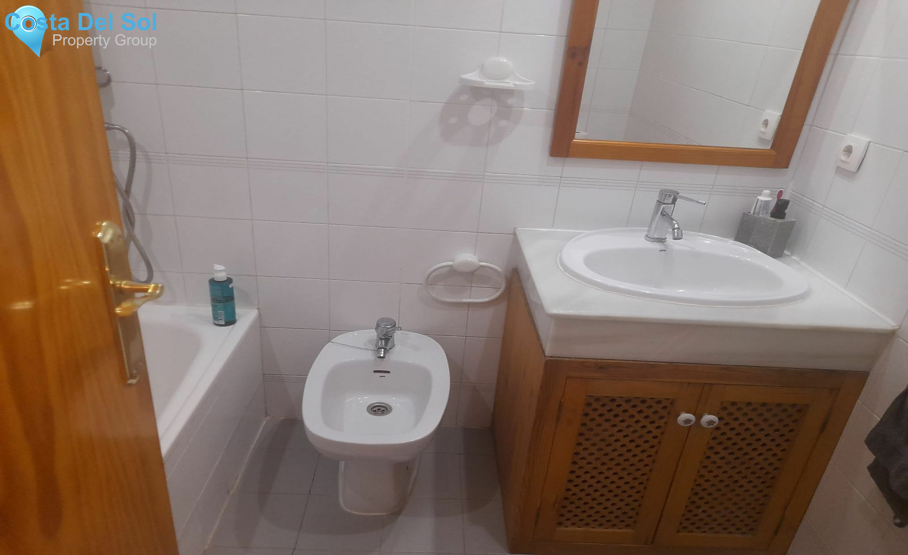 Middle Floor Apartment in Estepona-1428850