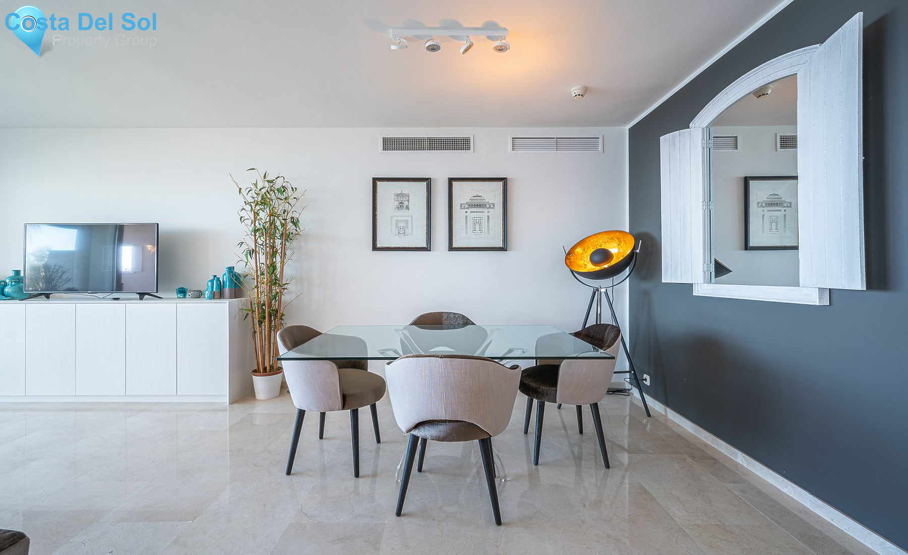 Middle Floor Apartment in Estepona-1515584