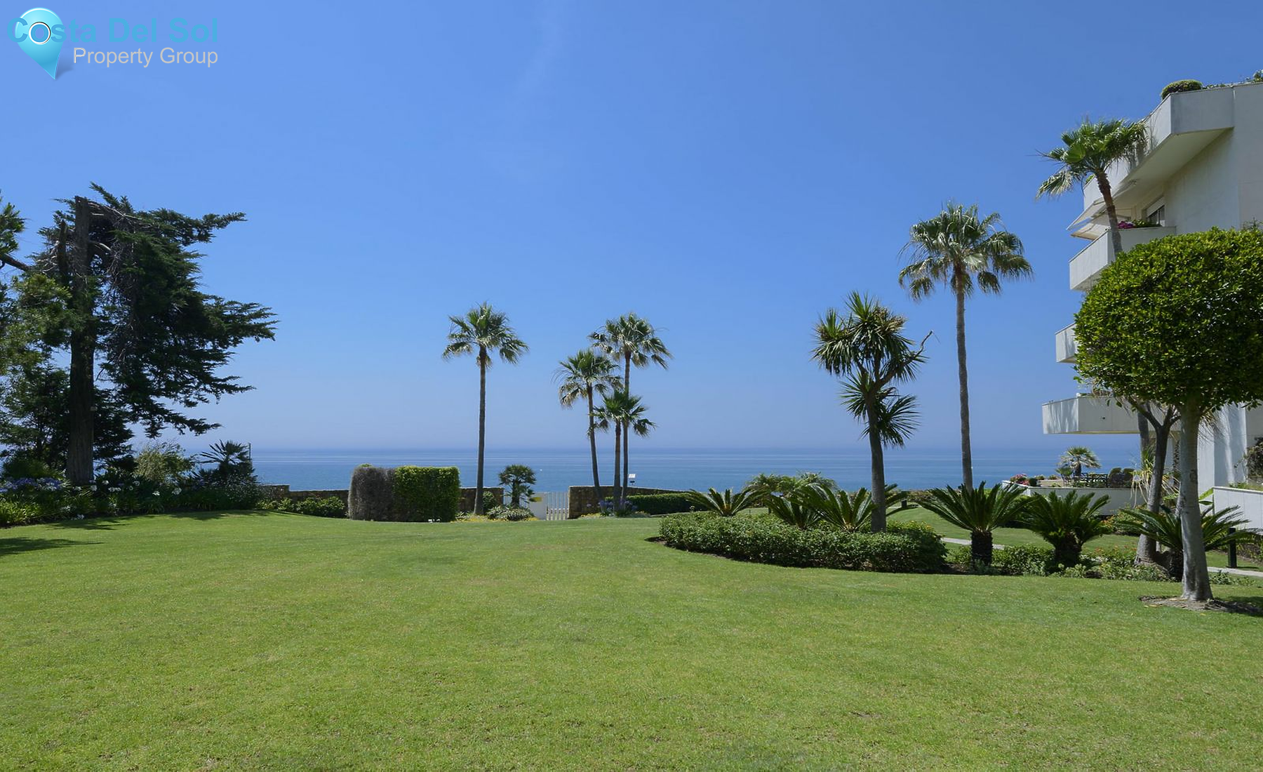Middle Floor Apartment in Estepona-1515580