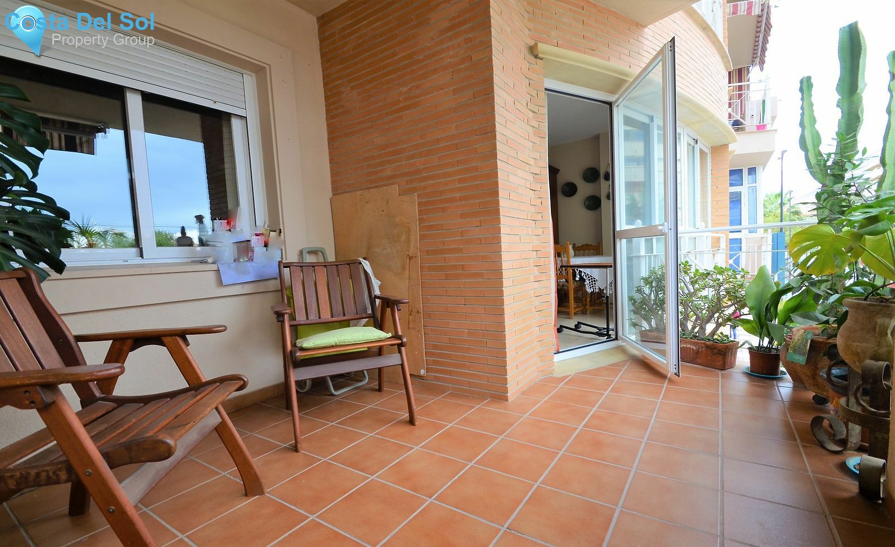Middle Floor Apartment in Estepona