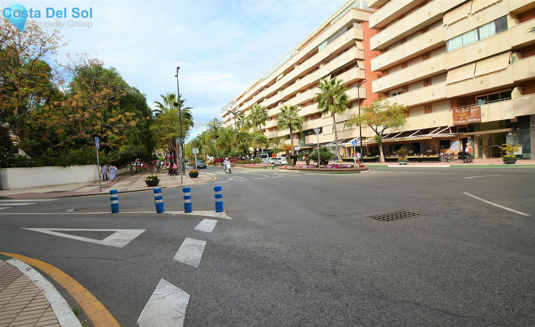 Middle Floor Apartment in Estepona-1516271
