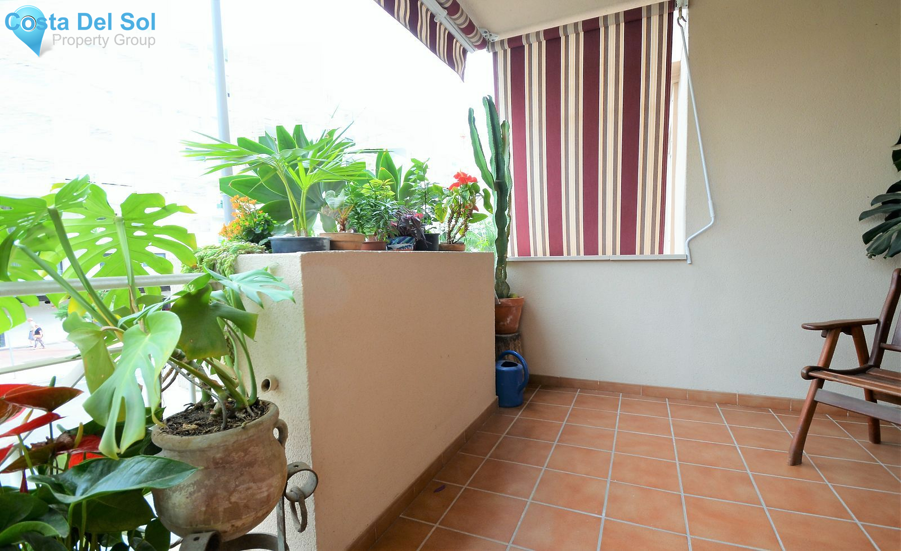 Middle Floor Apartment in Estepona-1516273