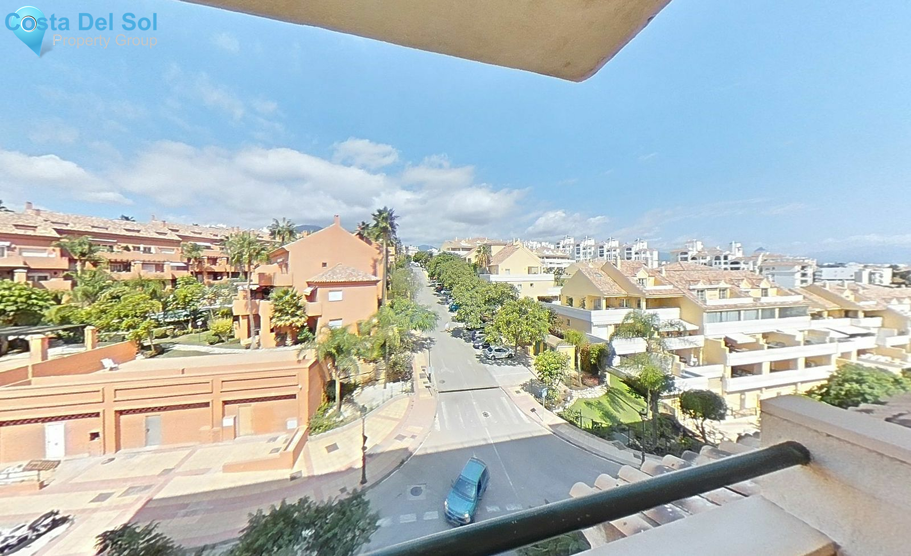 Middle Floor Apartment in Estepona