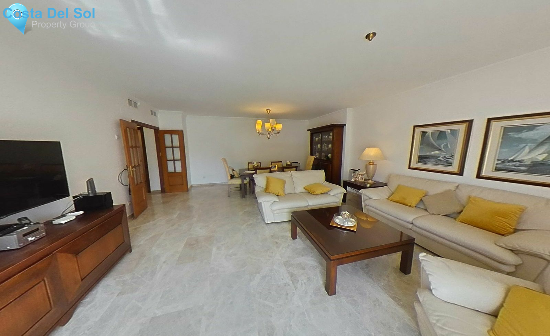 Middle Floor Apartment in Estepona-1518385