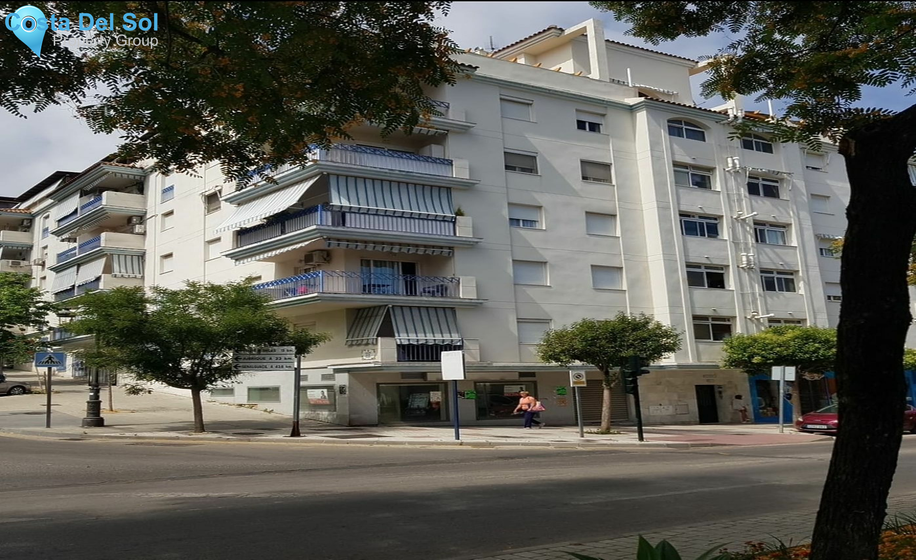 Middle Floor Apartment in Estepona