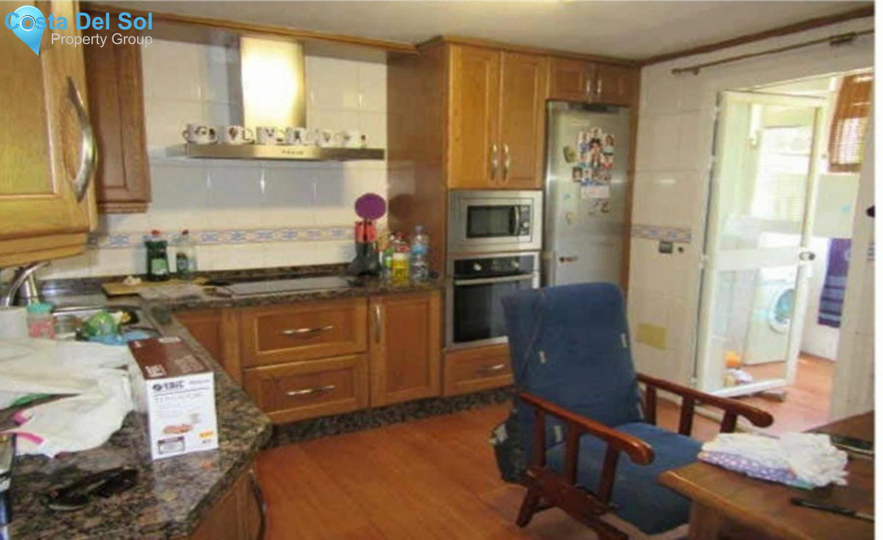 Middle Floor Apartment in Estepona-1545424