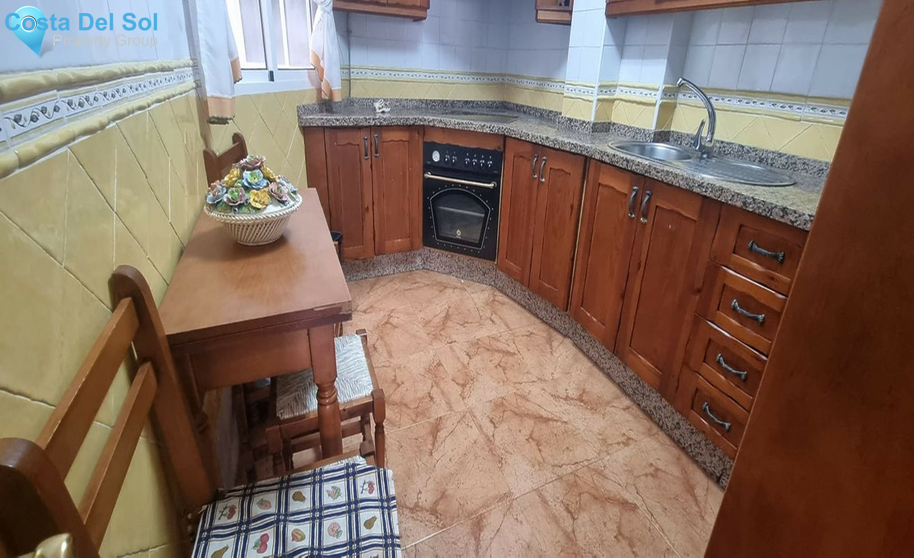Middle Floor Apartment in Fuengirola-1279273