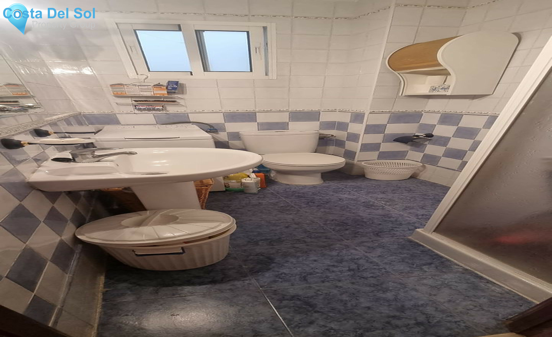 Middle Floor Apartment in Fuengirola-1279277