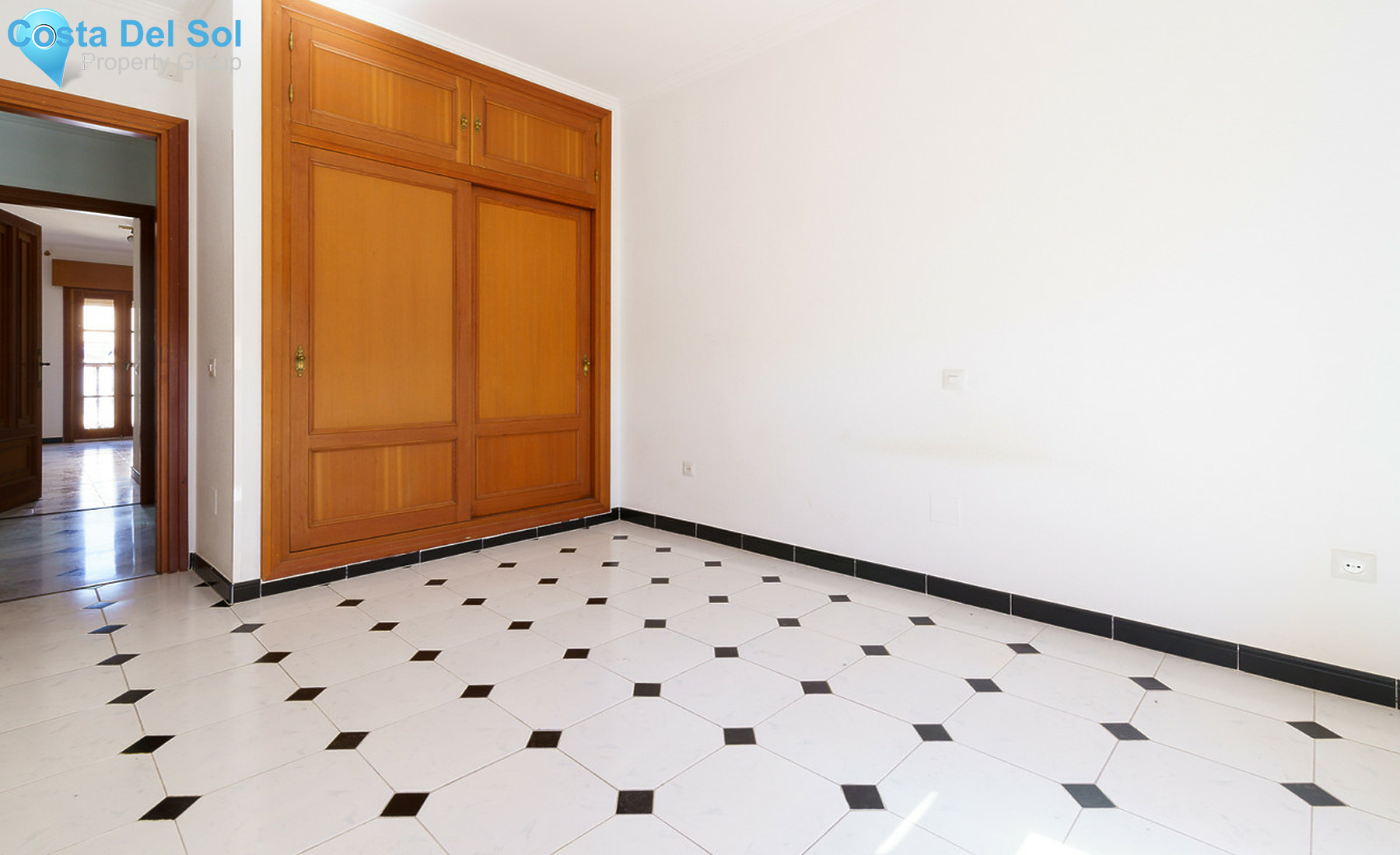Middle Floor Apartment in Fuengirola-1290508