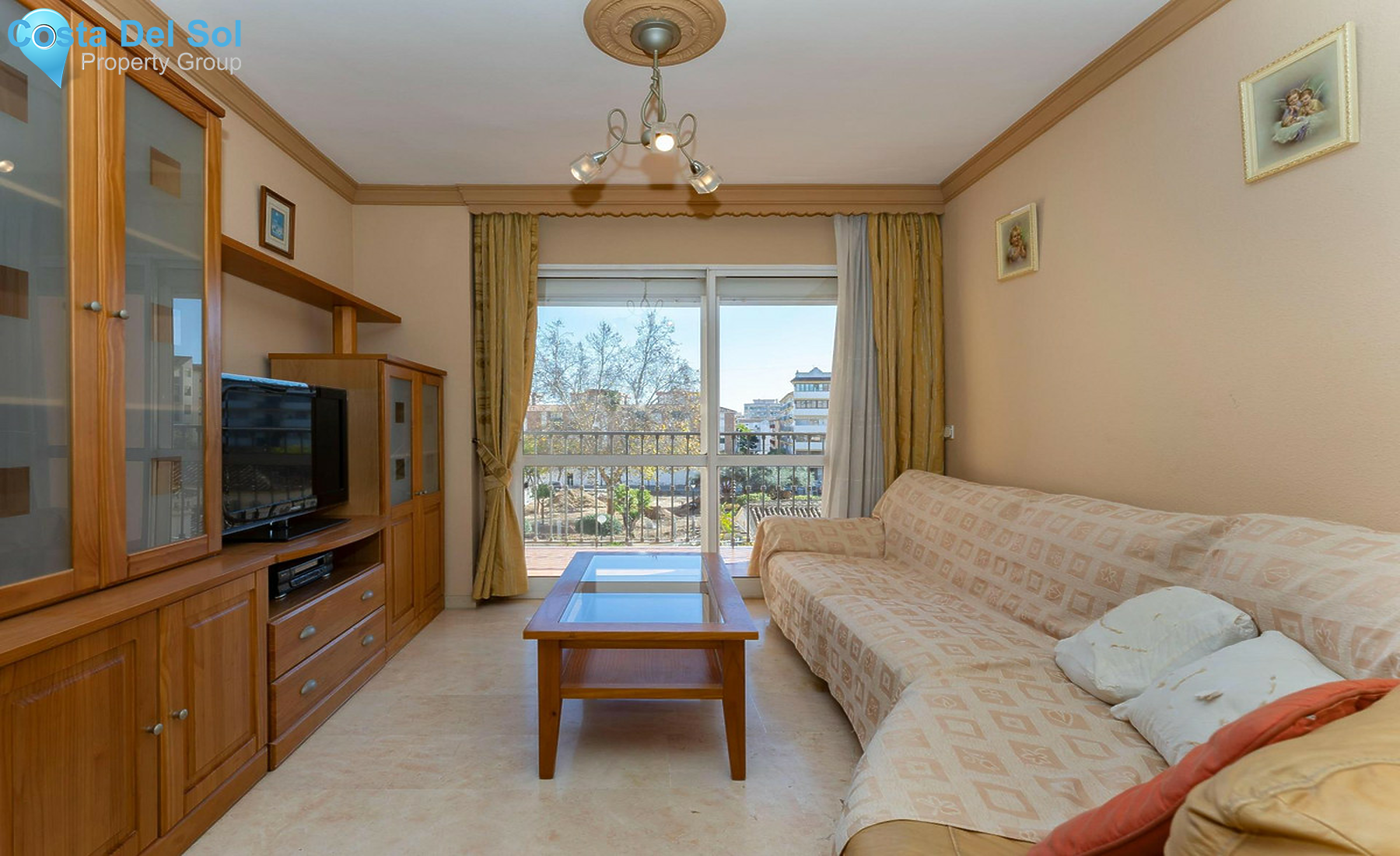 Middle Floor Apartment in Fuengirola-1320208