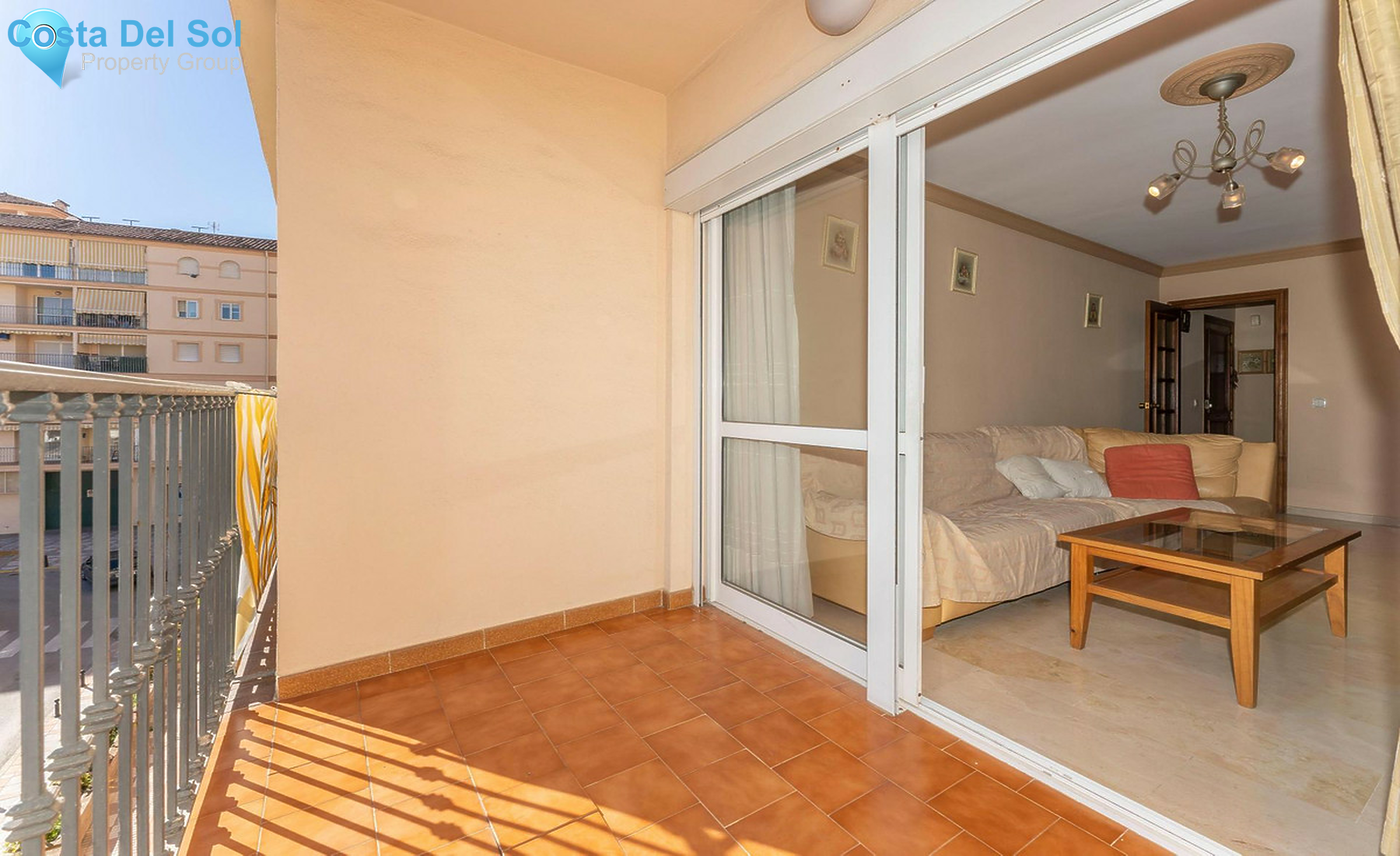 Middle Floor Apartment in Fuengirola-1320211