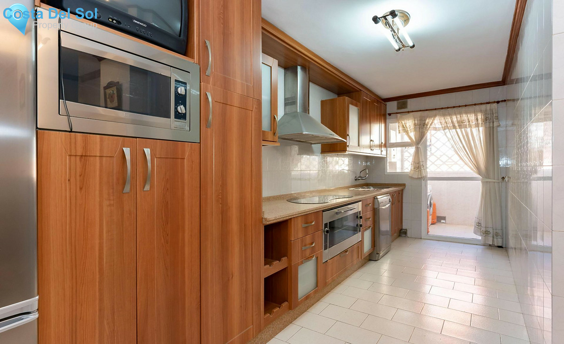 Middle Floor Apartment in Fuengirola-1320213