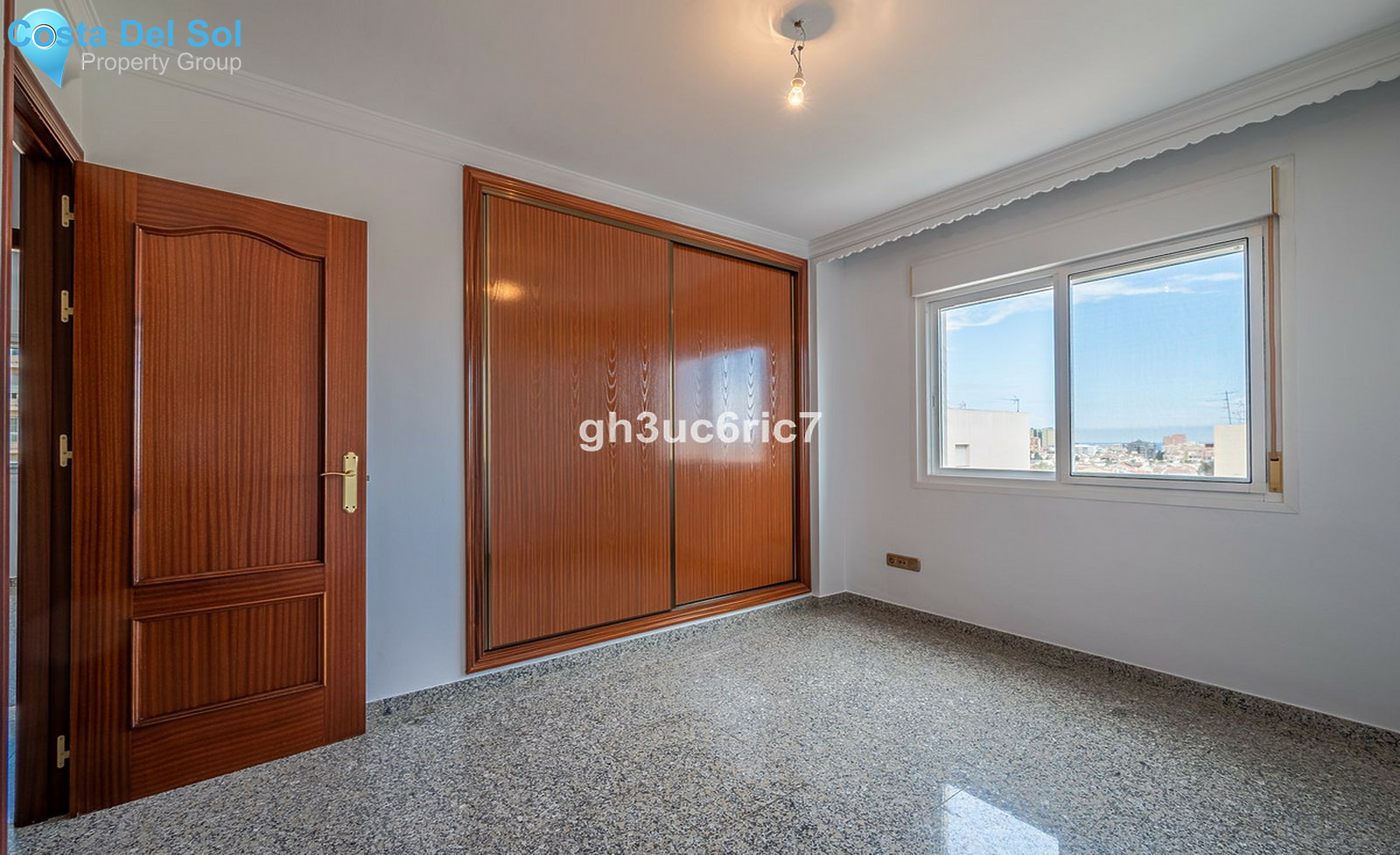 Middle Floor Apartment in Fuengirola-1369836