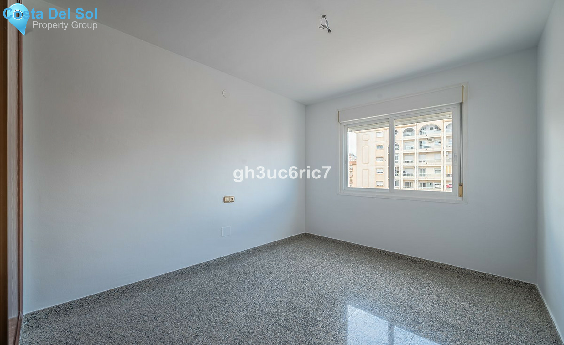 Middle Floor Apartment in Fuengirola-1369838