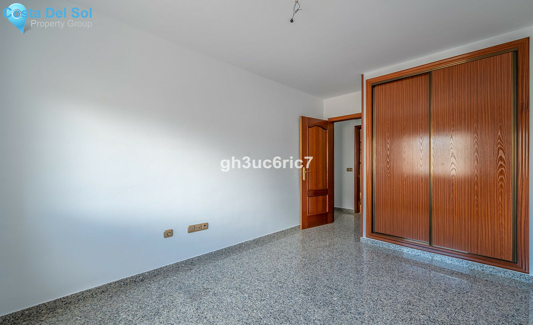 Middle Floor Apartment in Fuengirola-1369839