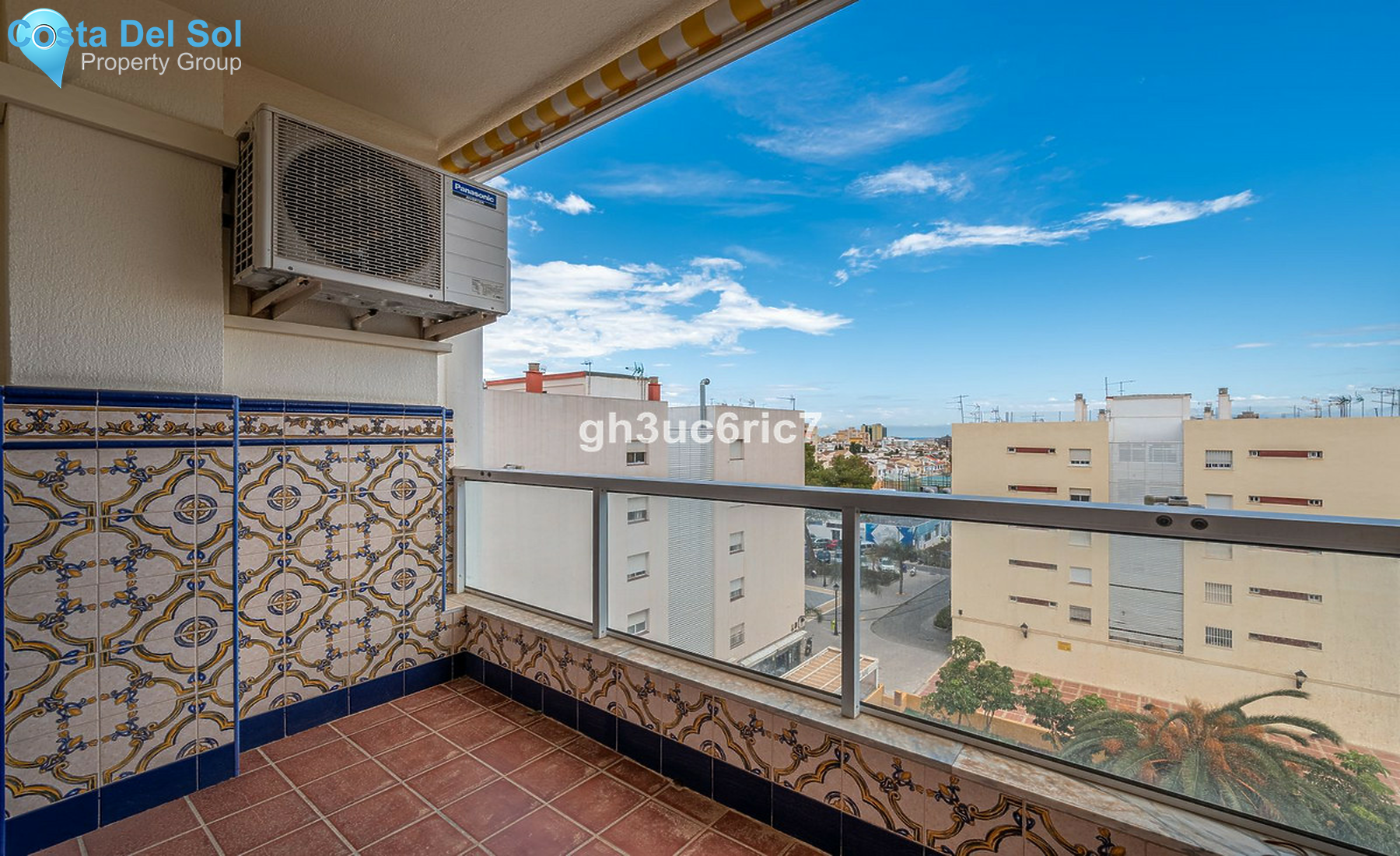 Middle Floor Apartment in Fuengirola-1369827