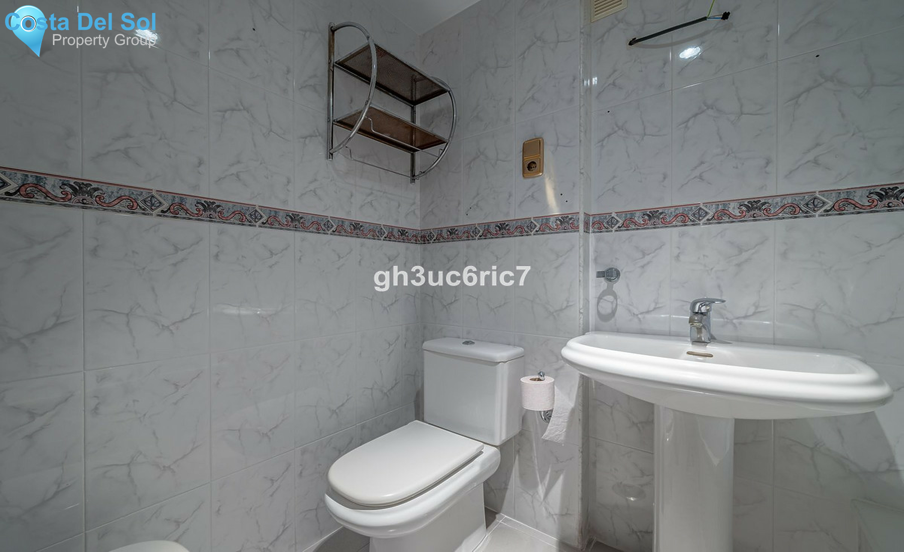 Middle Floor Apartment in Fuengirola-1369845