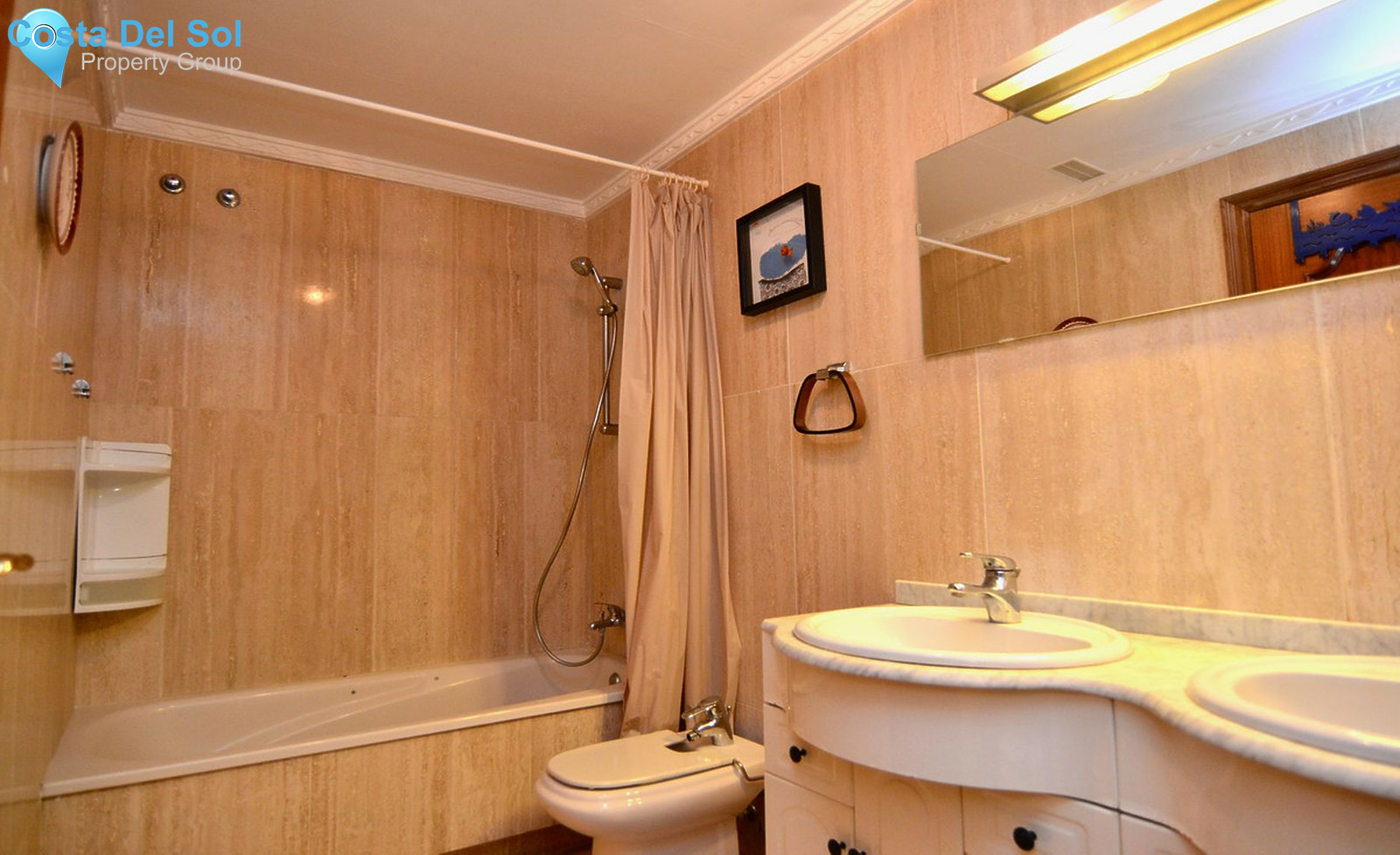 Middle Floor Apartment in Fuengirola-1525950