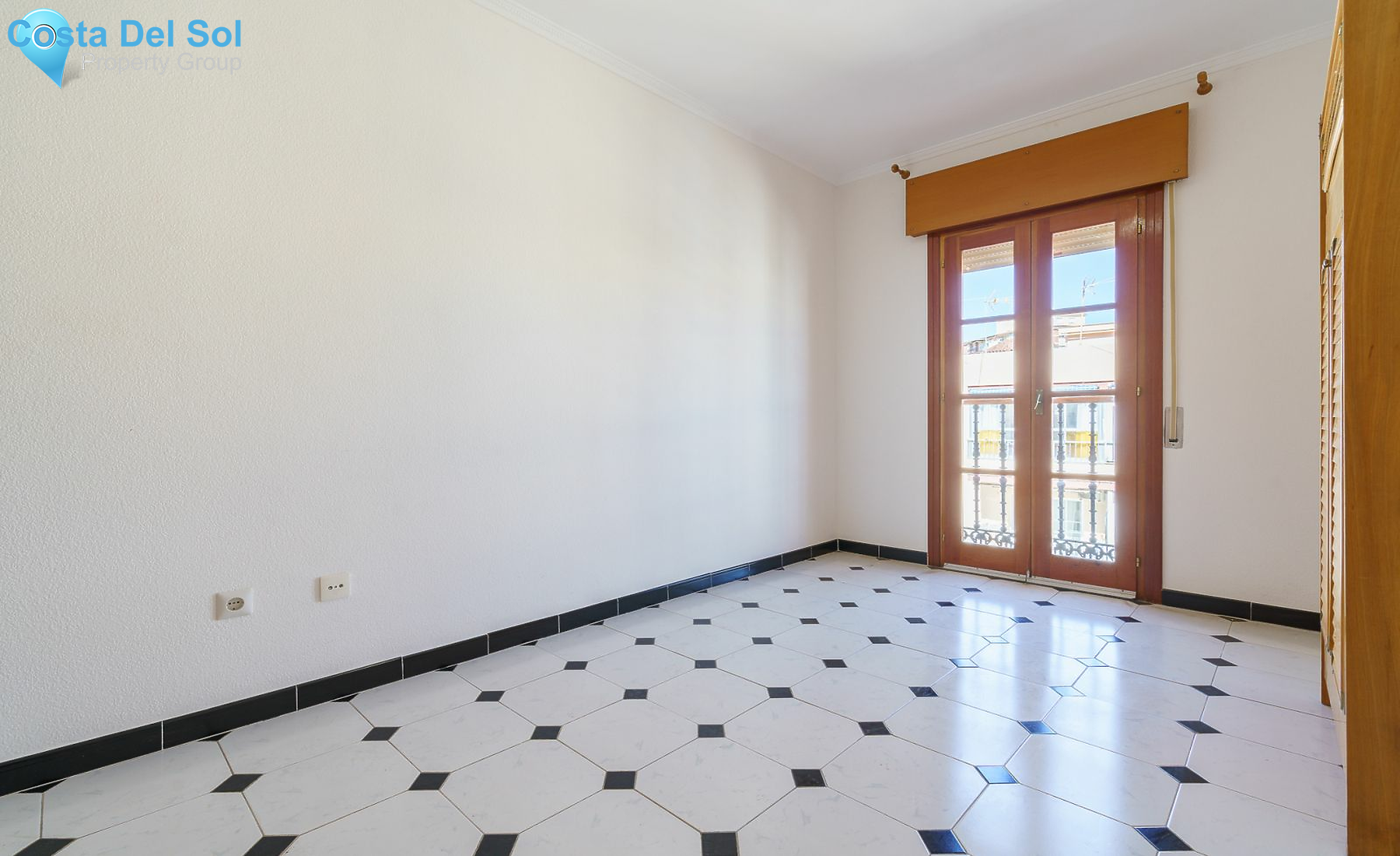 Middle Floor Apartment in Fuengirola-1141955