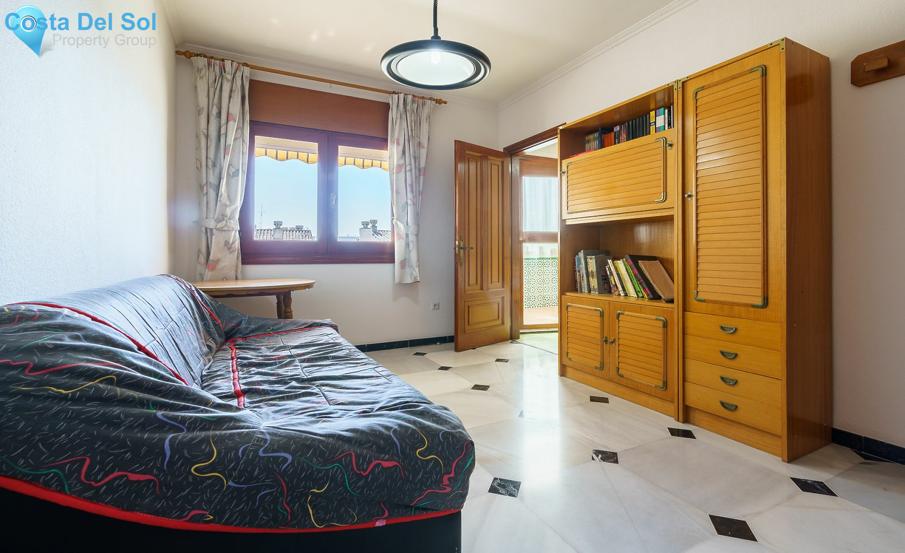 Middle Floor Apartment in Fuengirola-1141956