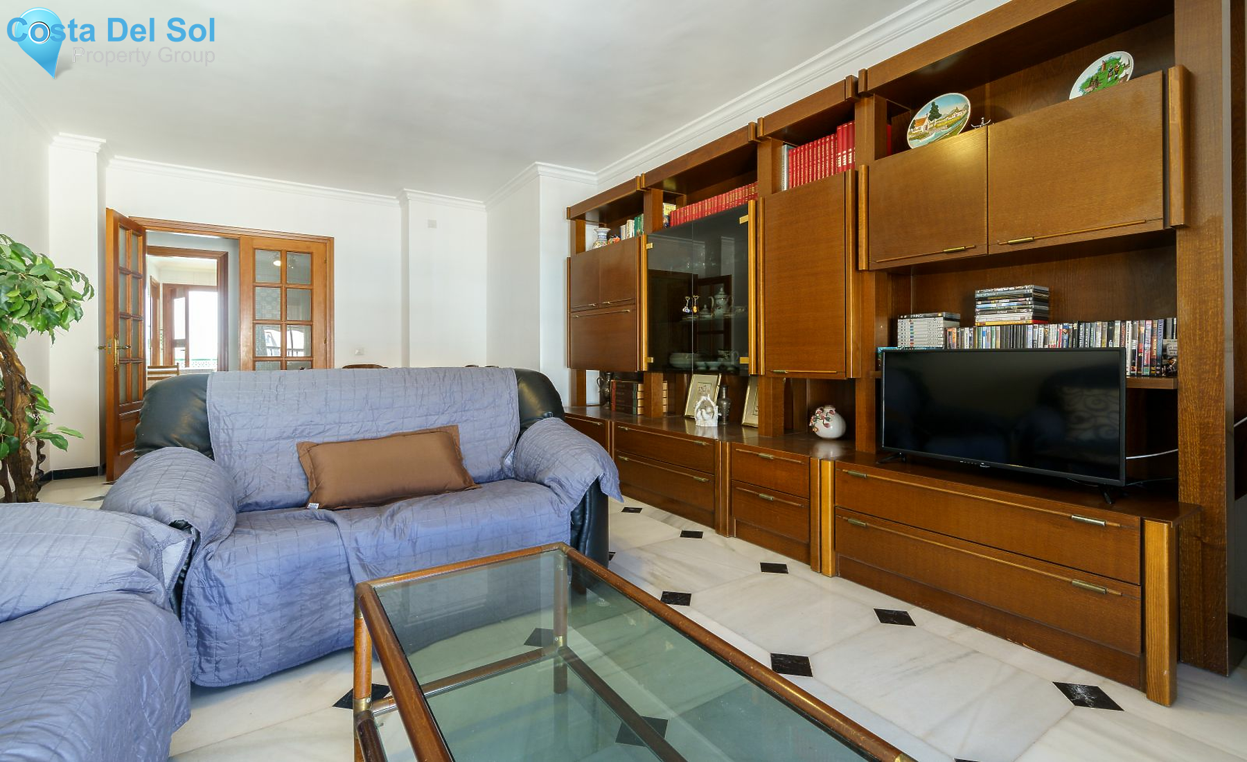 Middle Floor Apartment in Fuengirola-1141942