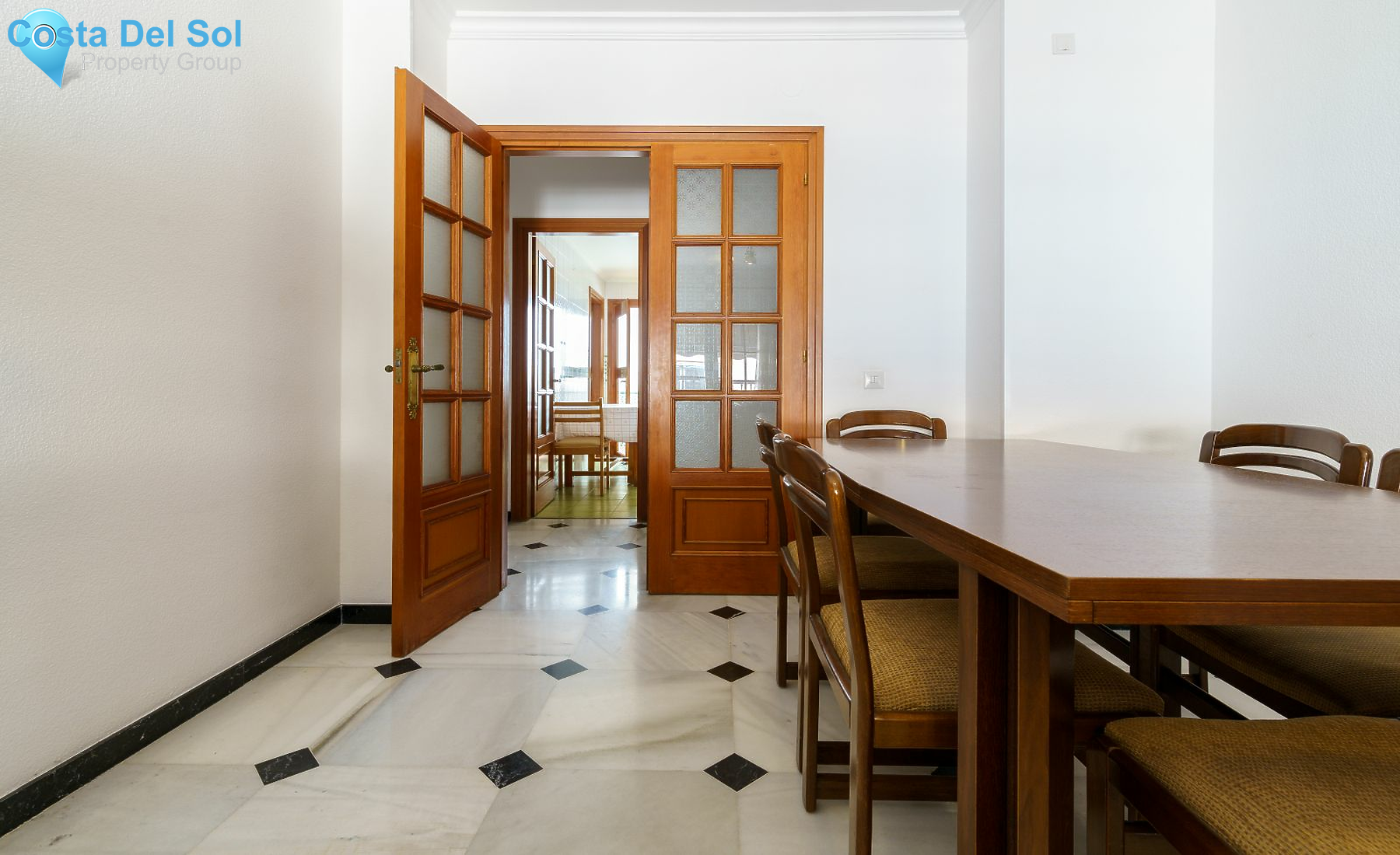 Middle Floor Apartment in Fuengirola-1141947