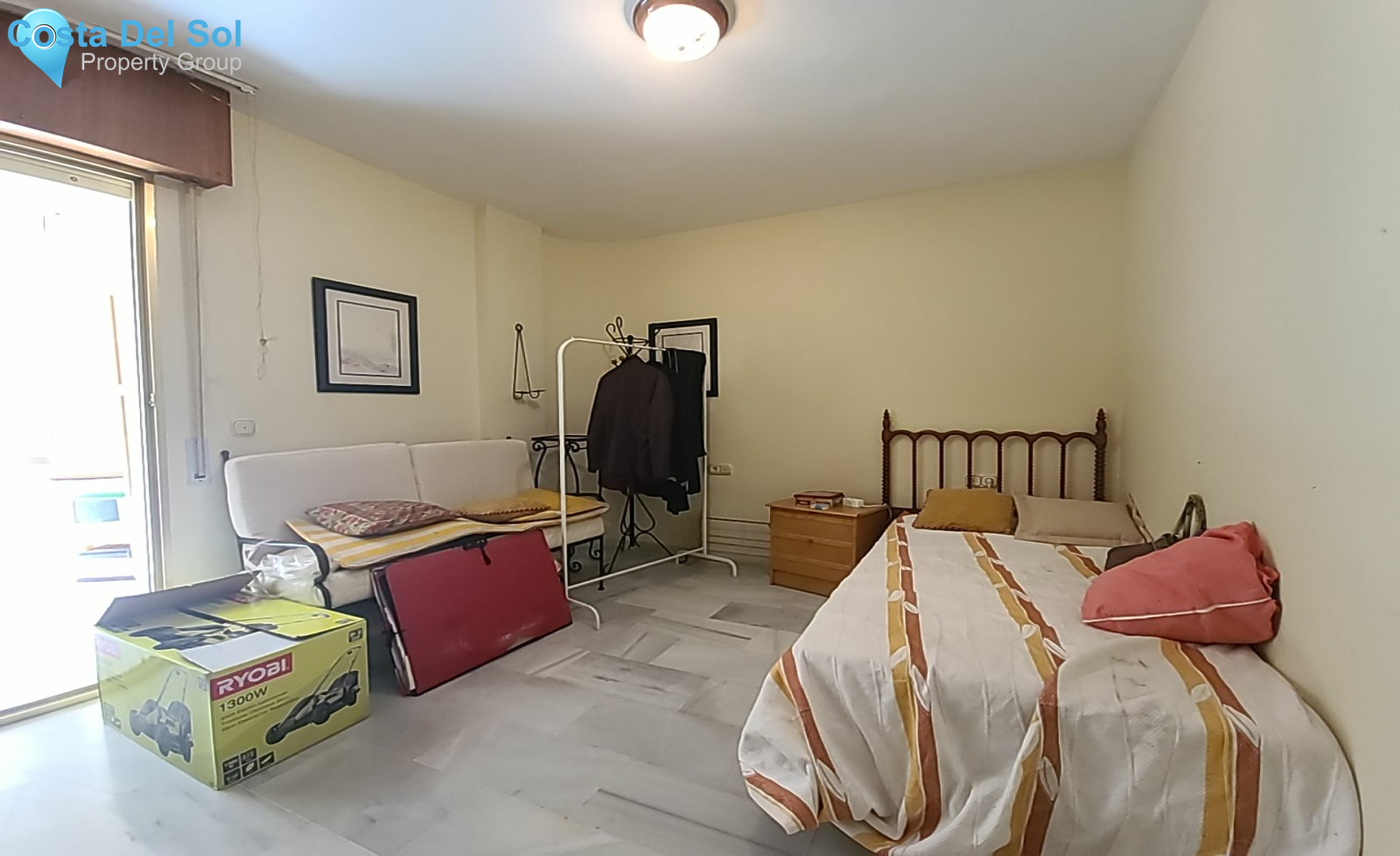 Middle Floor Apartment in Fuengirola-1202861