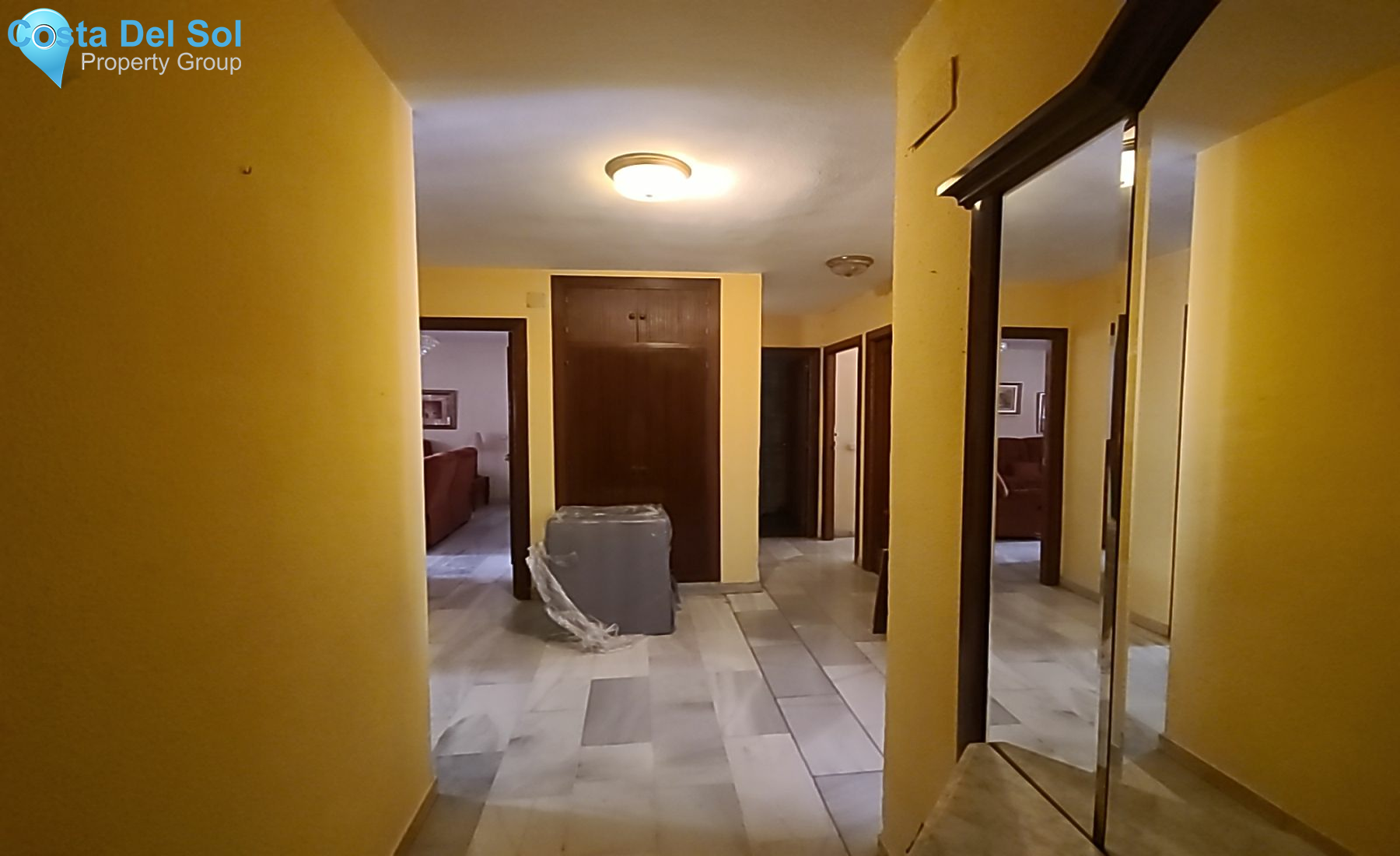 Middle Floor Apartment in Fuengirola-1202853