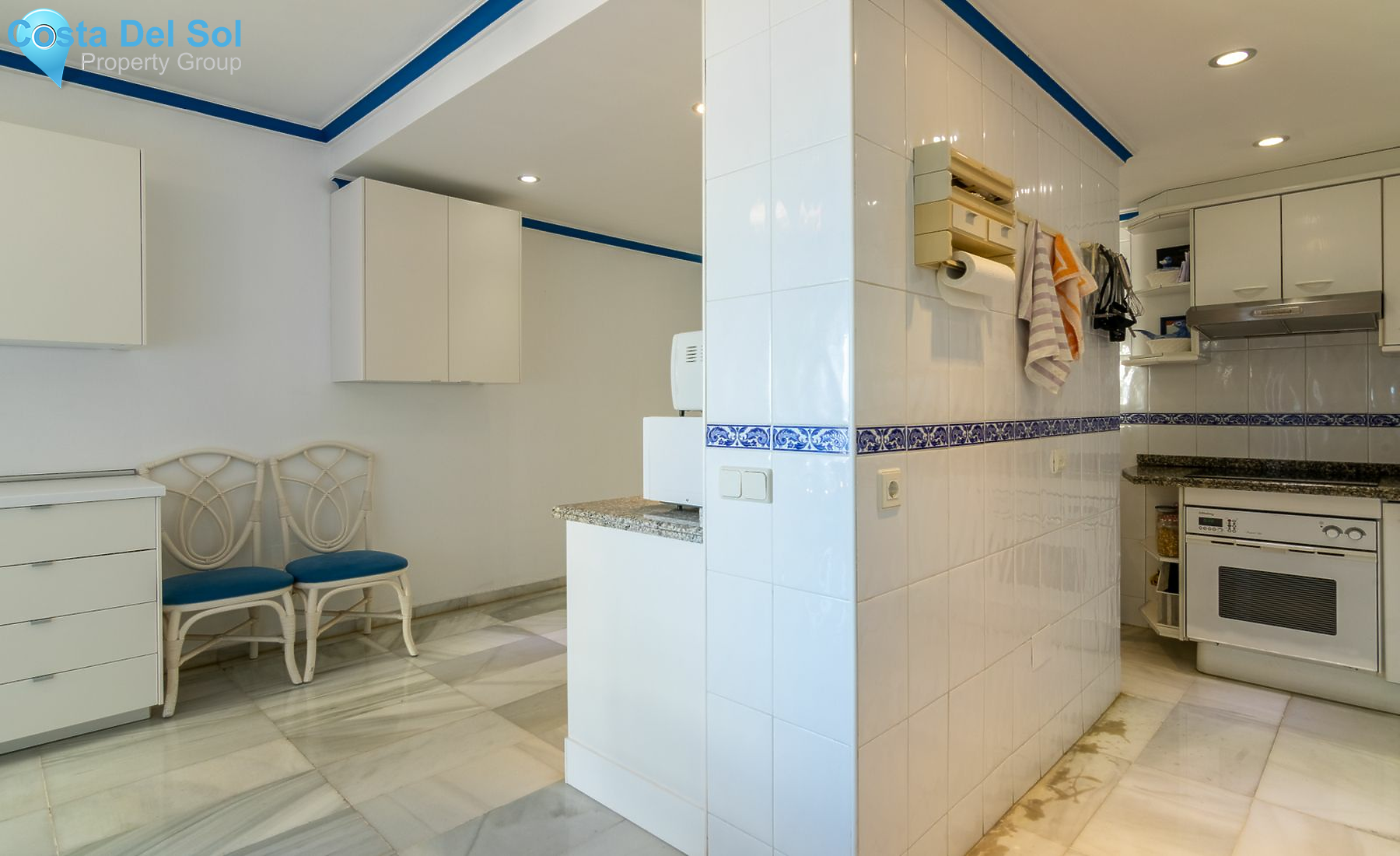 Middle Floor Apartment in Fuengirola-1217213
