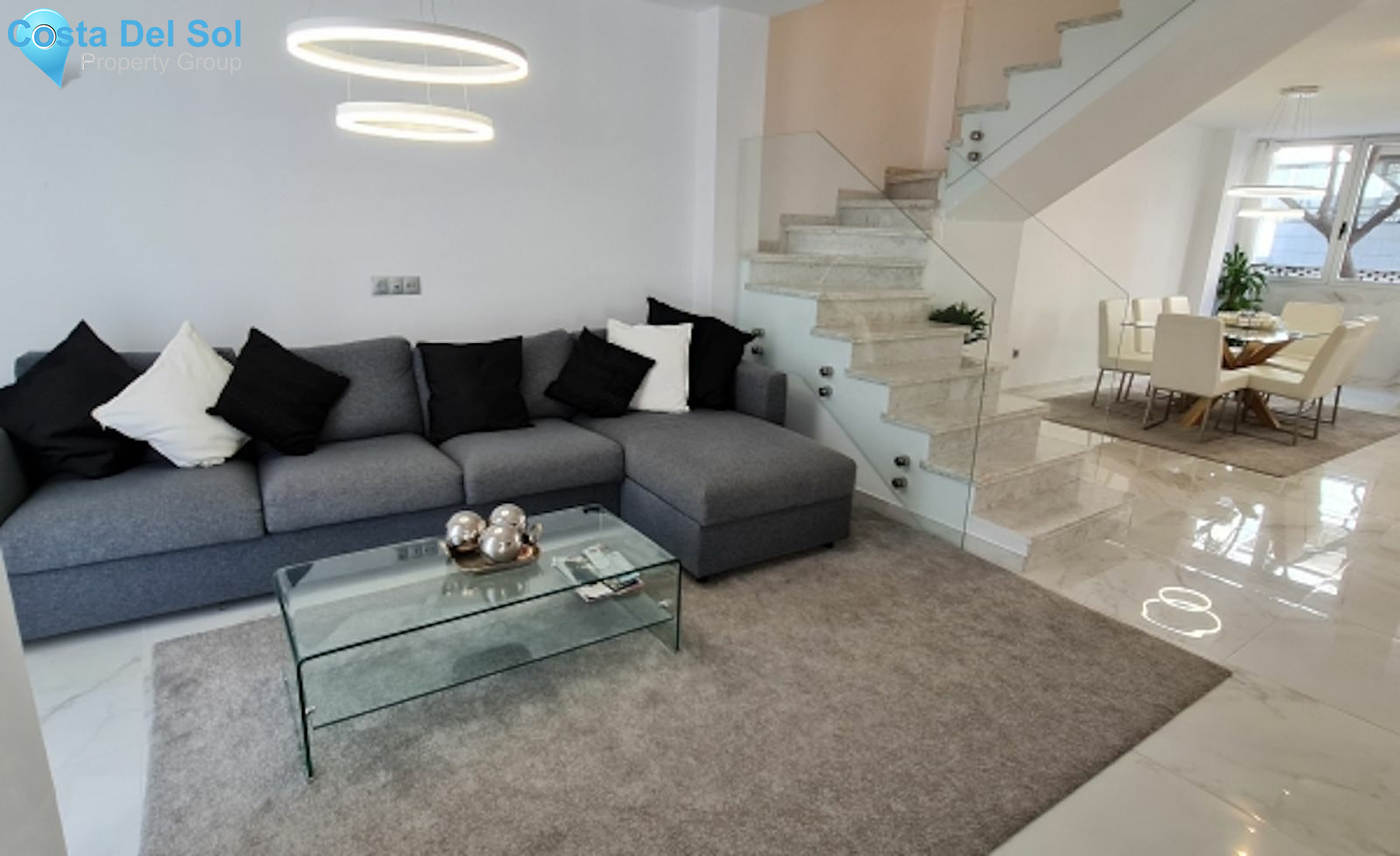 Middle Floor Apartment in Fuengirola-1430575