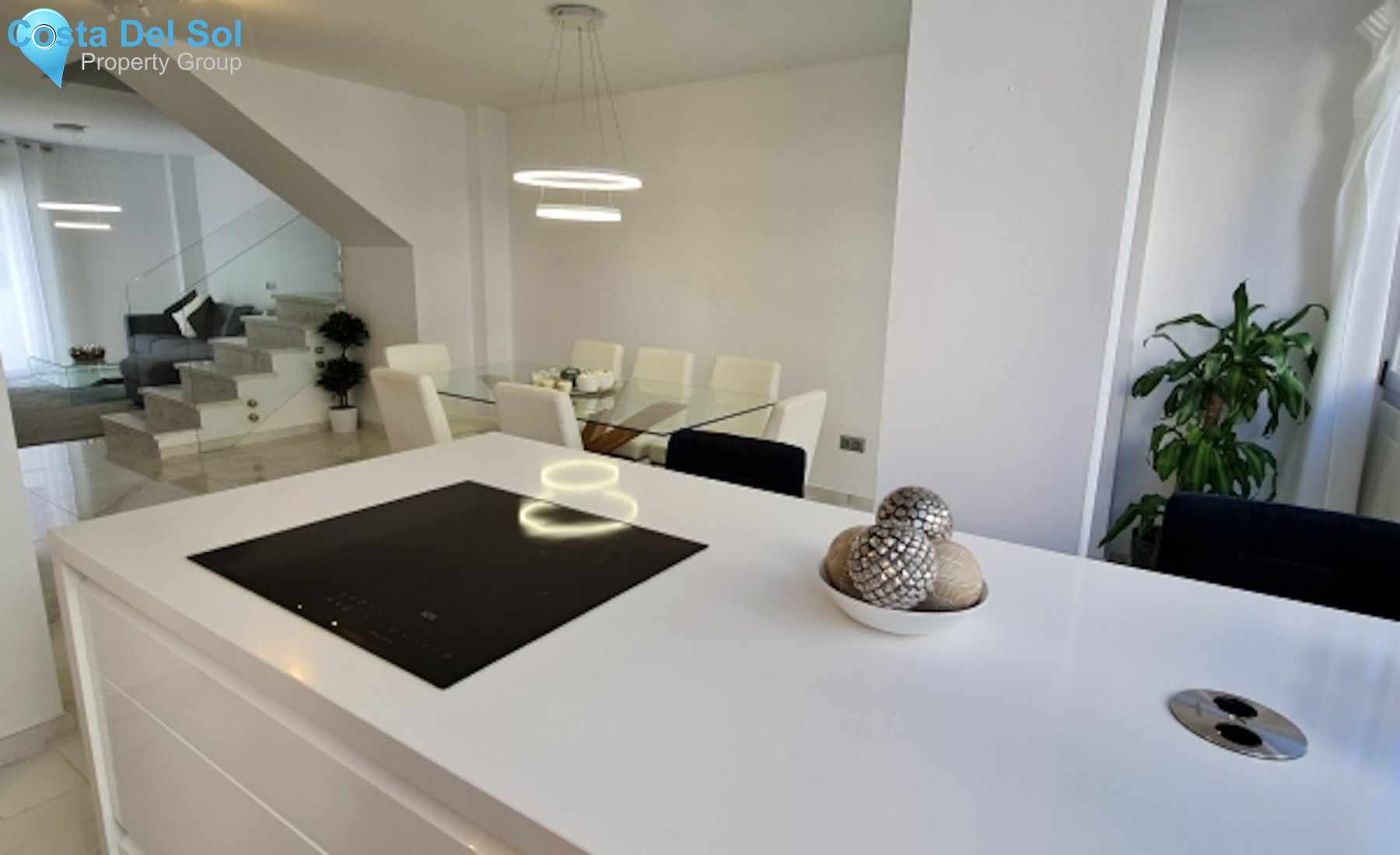 Middle Floor Apartment in Fuengirola-1430577