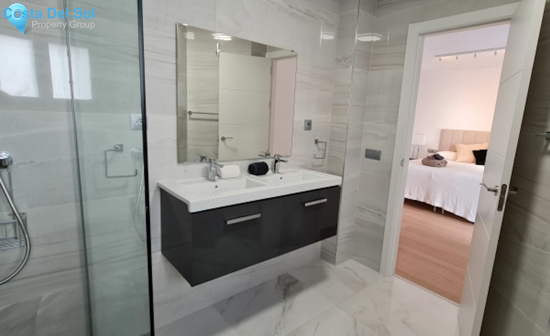 Middle Floor Apartment in Fuengirola-1430580