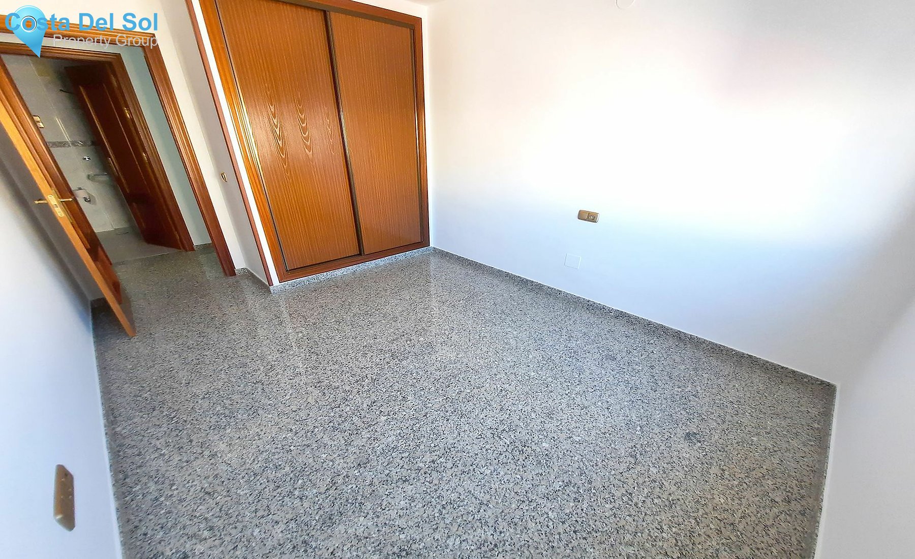 Middle Floor Apartment in Fuengirola-1544616