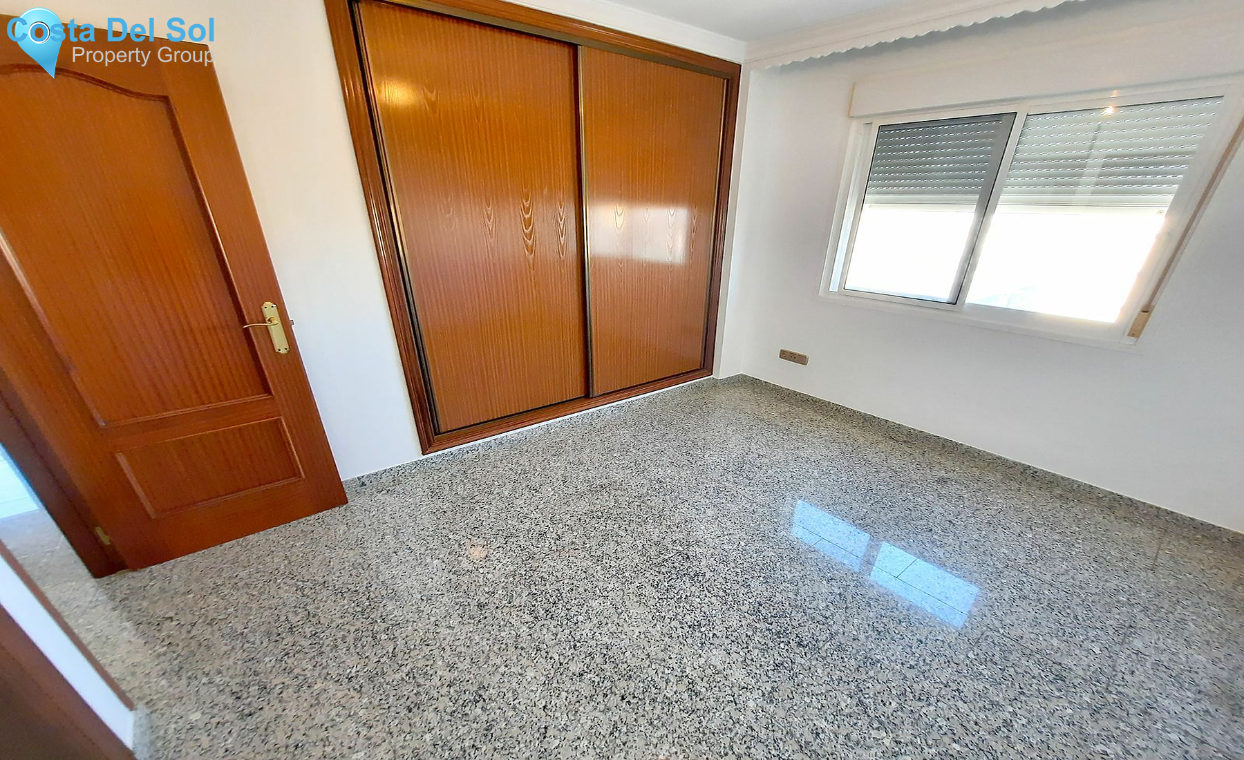 Middle Floor Apartment in Fuengirola-1544619