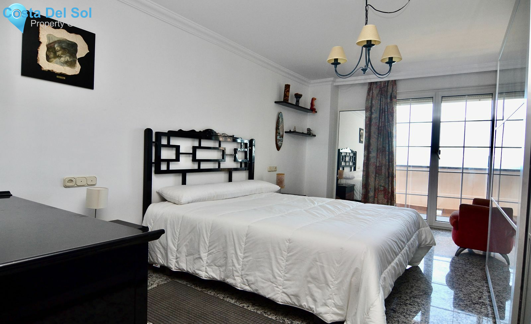 Middle Floor Apartment in Fuengirola-1550433