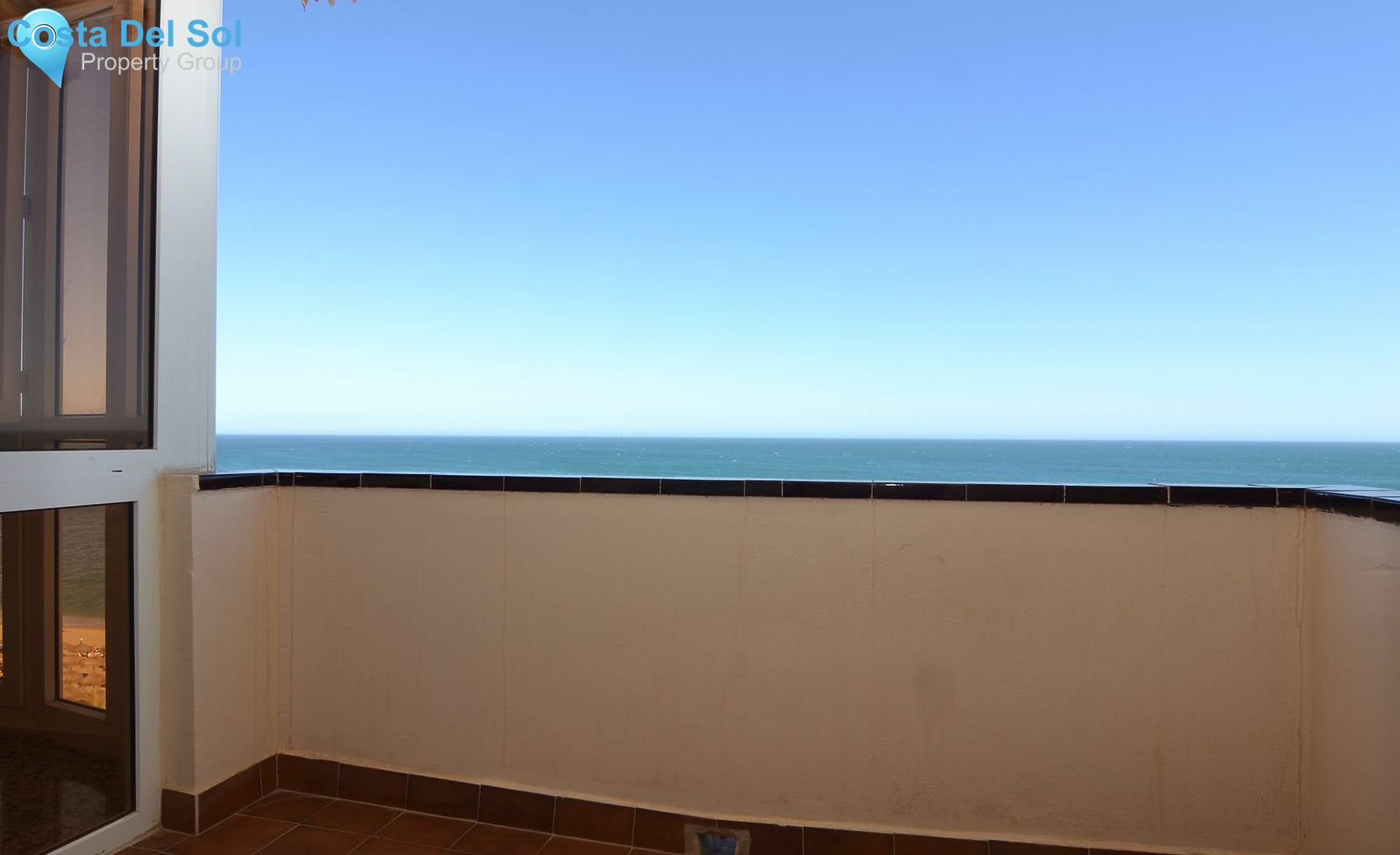 Middle Floor Apartment in Fuengirola-1550423