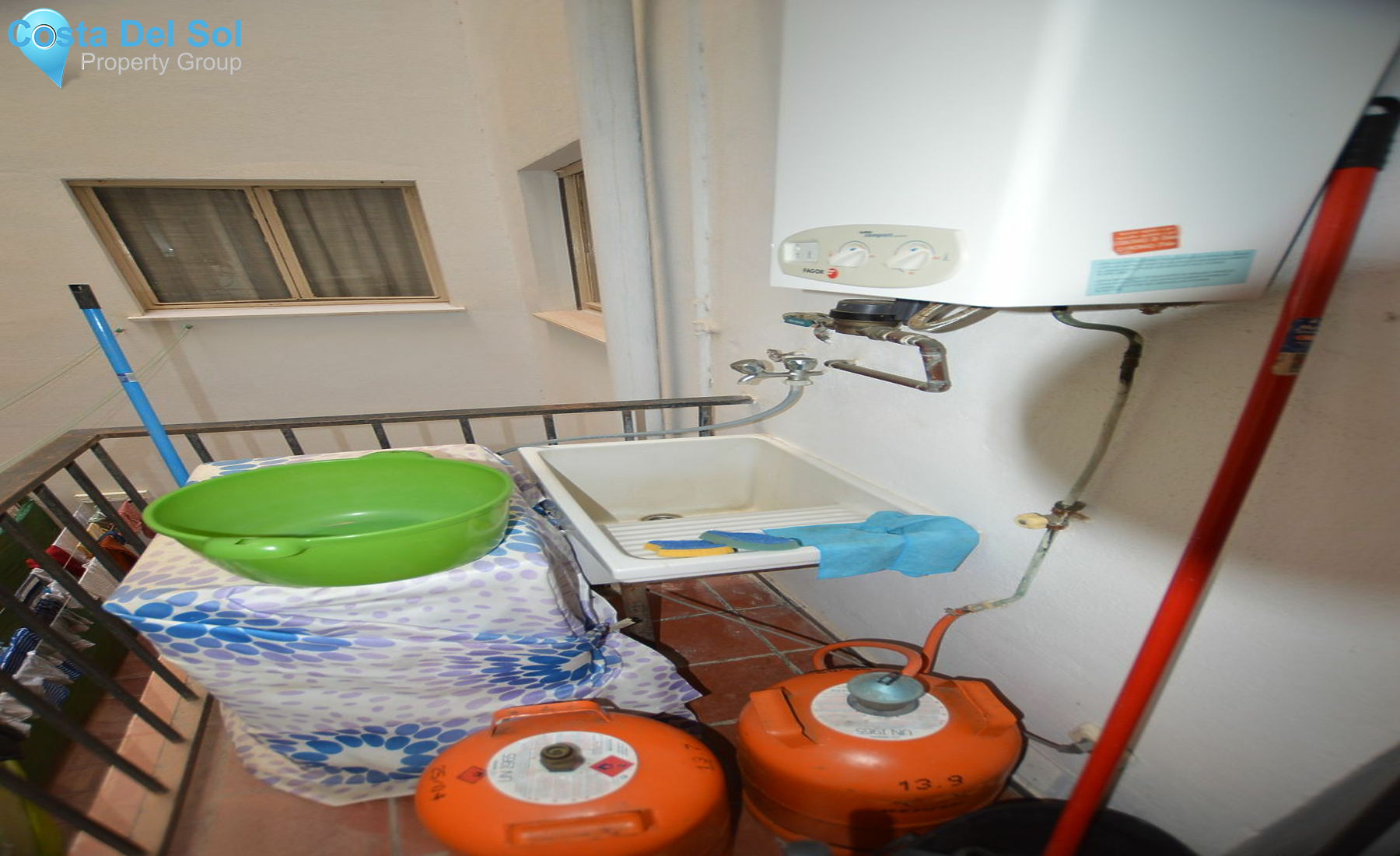 Middle Floor Apartment in Los Boliches-1193158