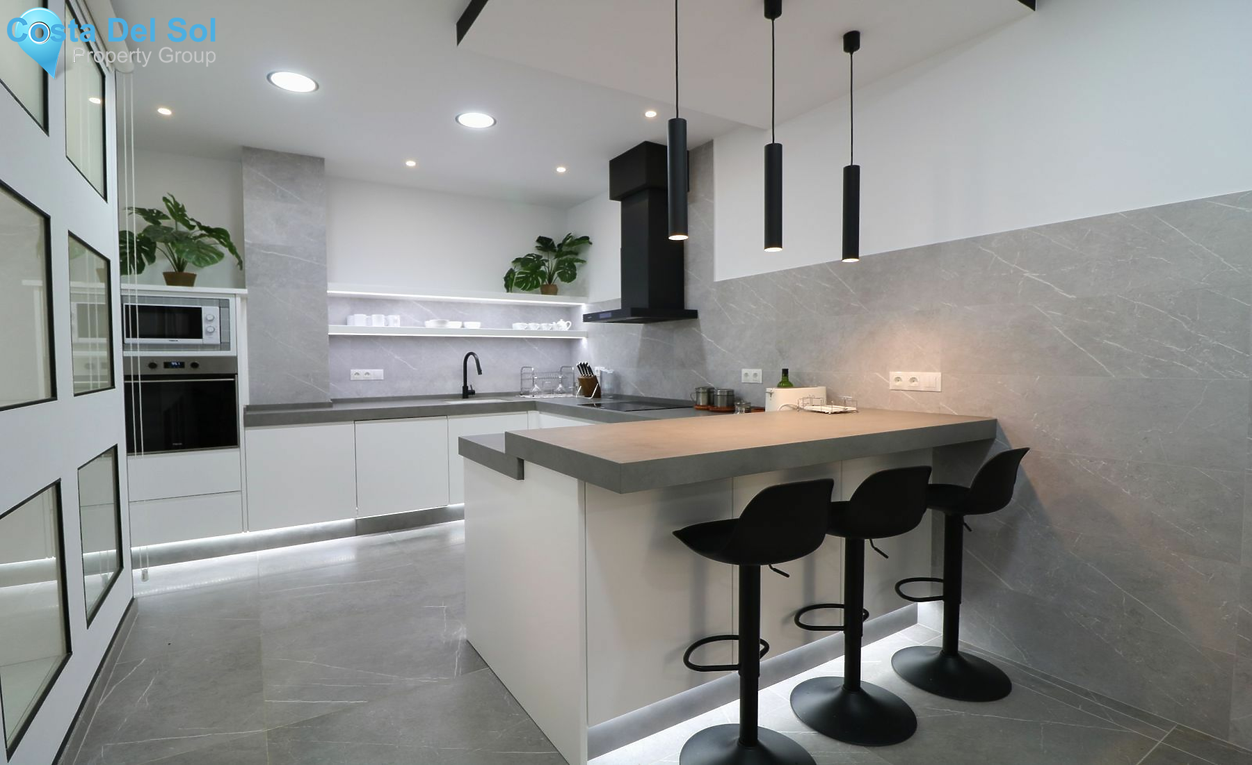 Middle Floor Apartment in Los Boliches-1396756